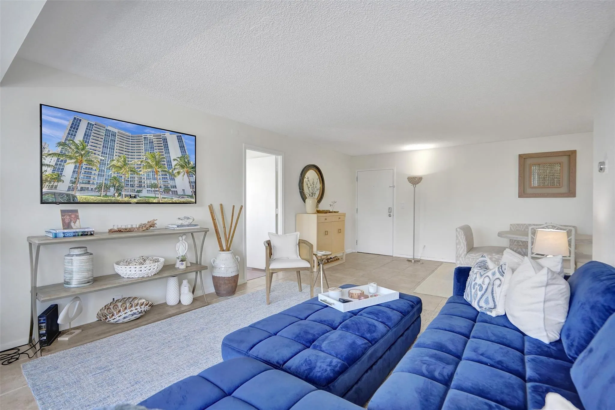 2841 N Ocean Blvd, #303