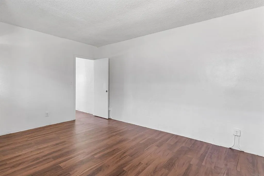 271 SW 1st St, #1