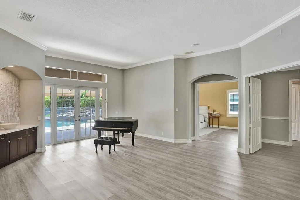 12258 NW 49th St