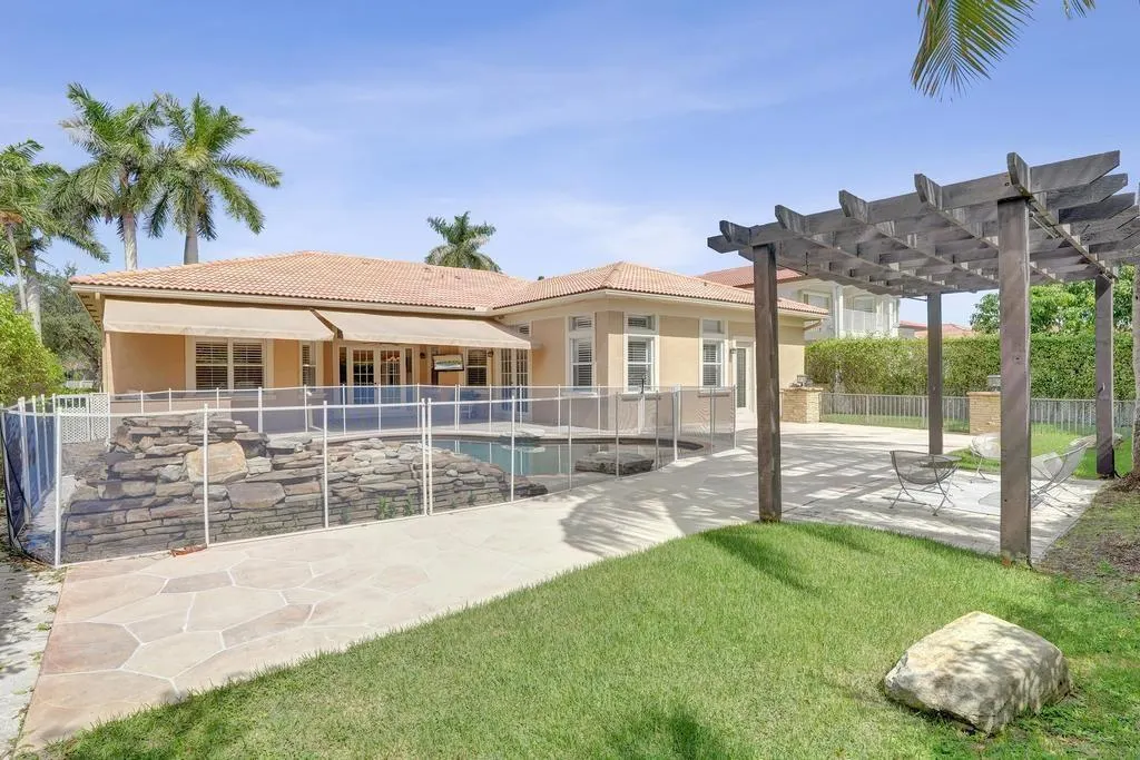 12258 NW 49th St