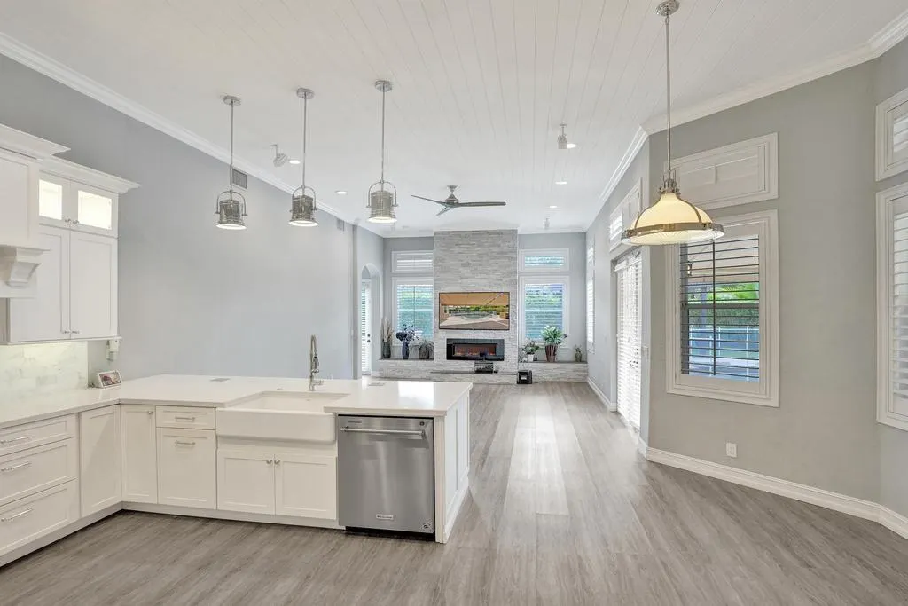 12258 NW 49th St