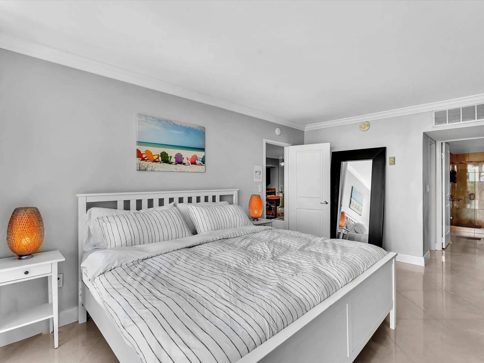 4040 Galt Ocean Dr, #811