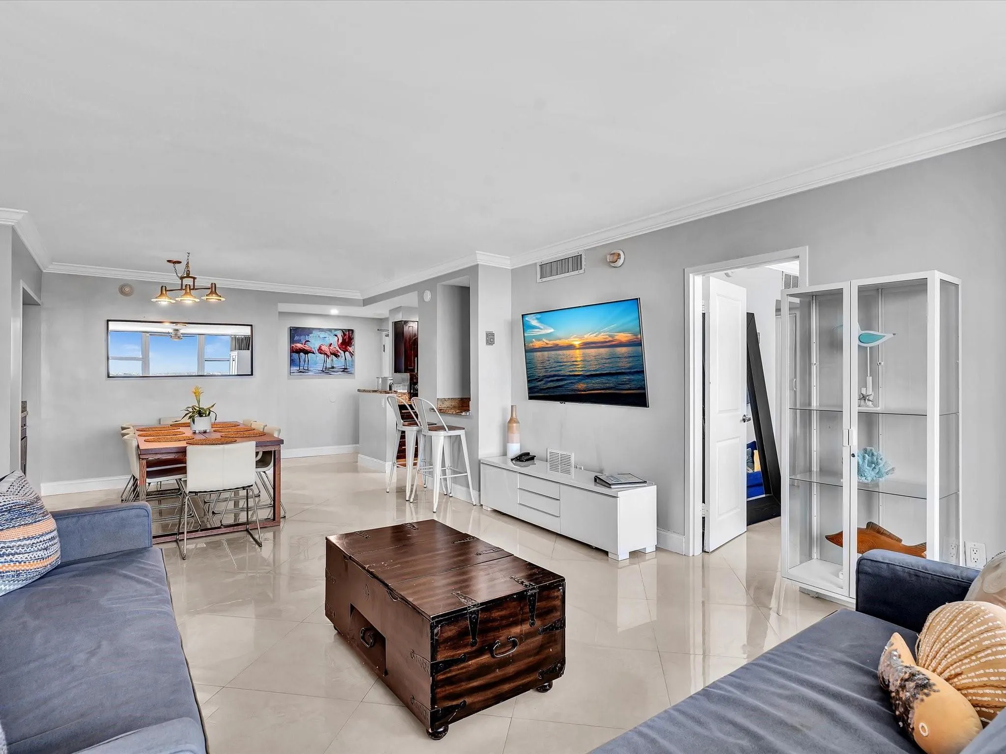 4040 Galt Ocean Dr, #811