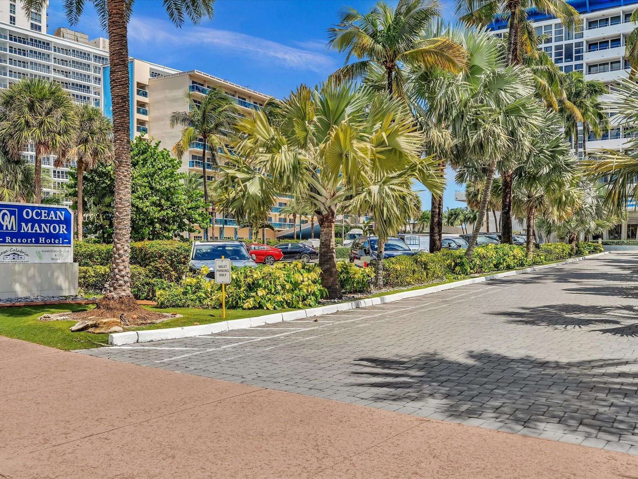 4040 Galt Ocean Dr, #811