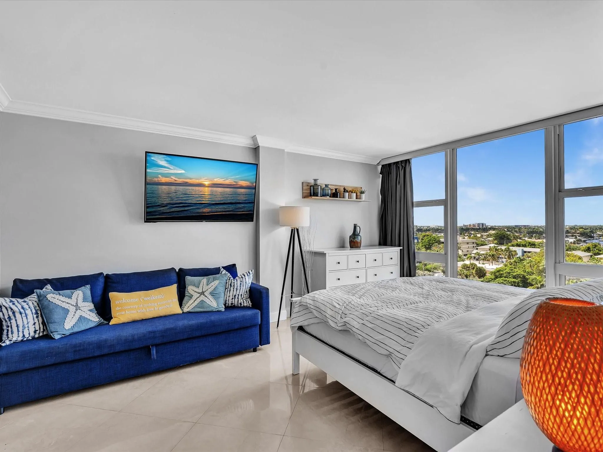 4040 Galt Ocean Dr, #811