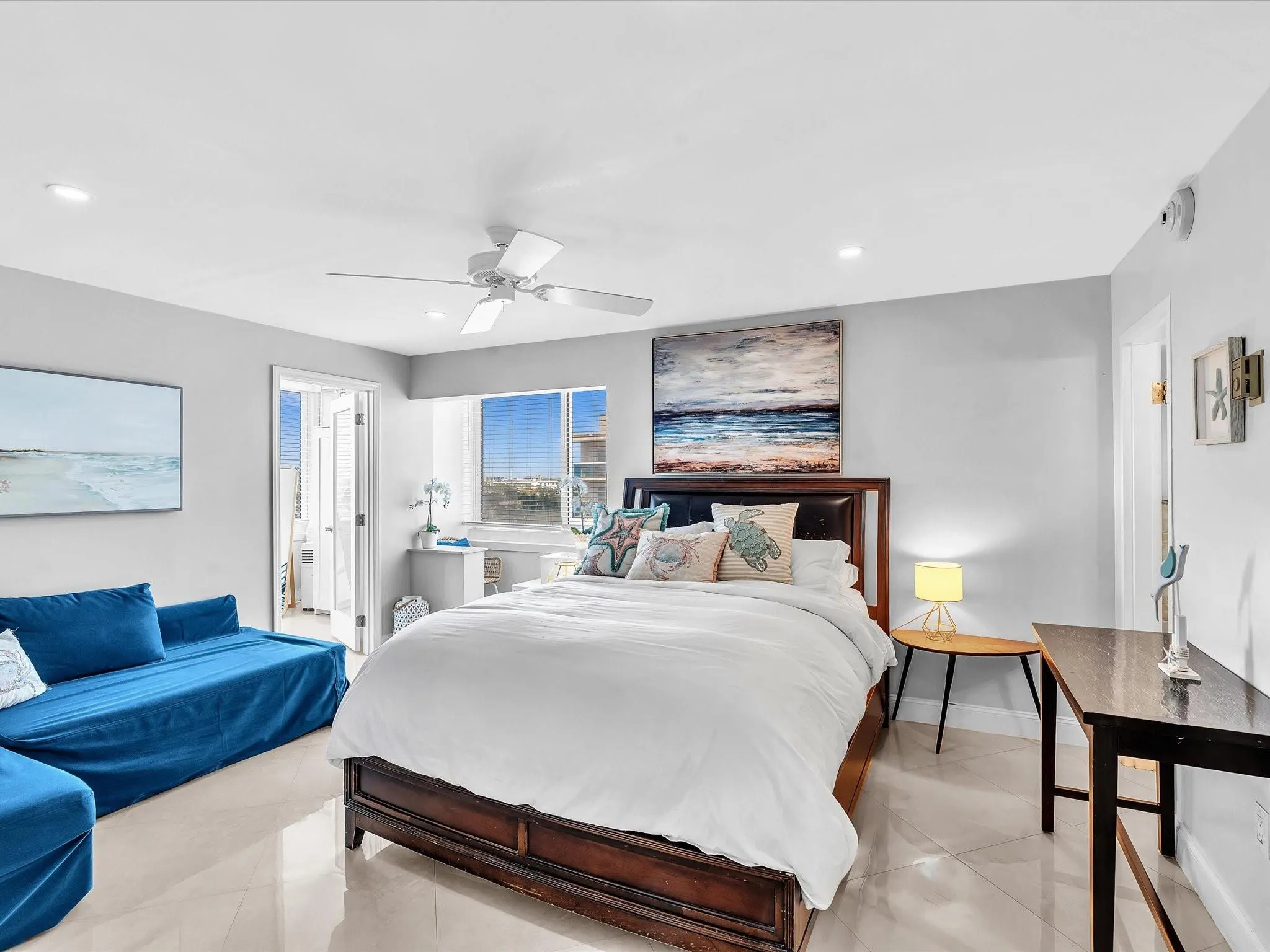 4040 Galt Ocean Dr, #811