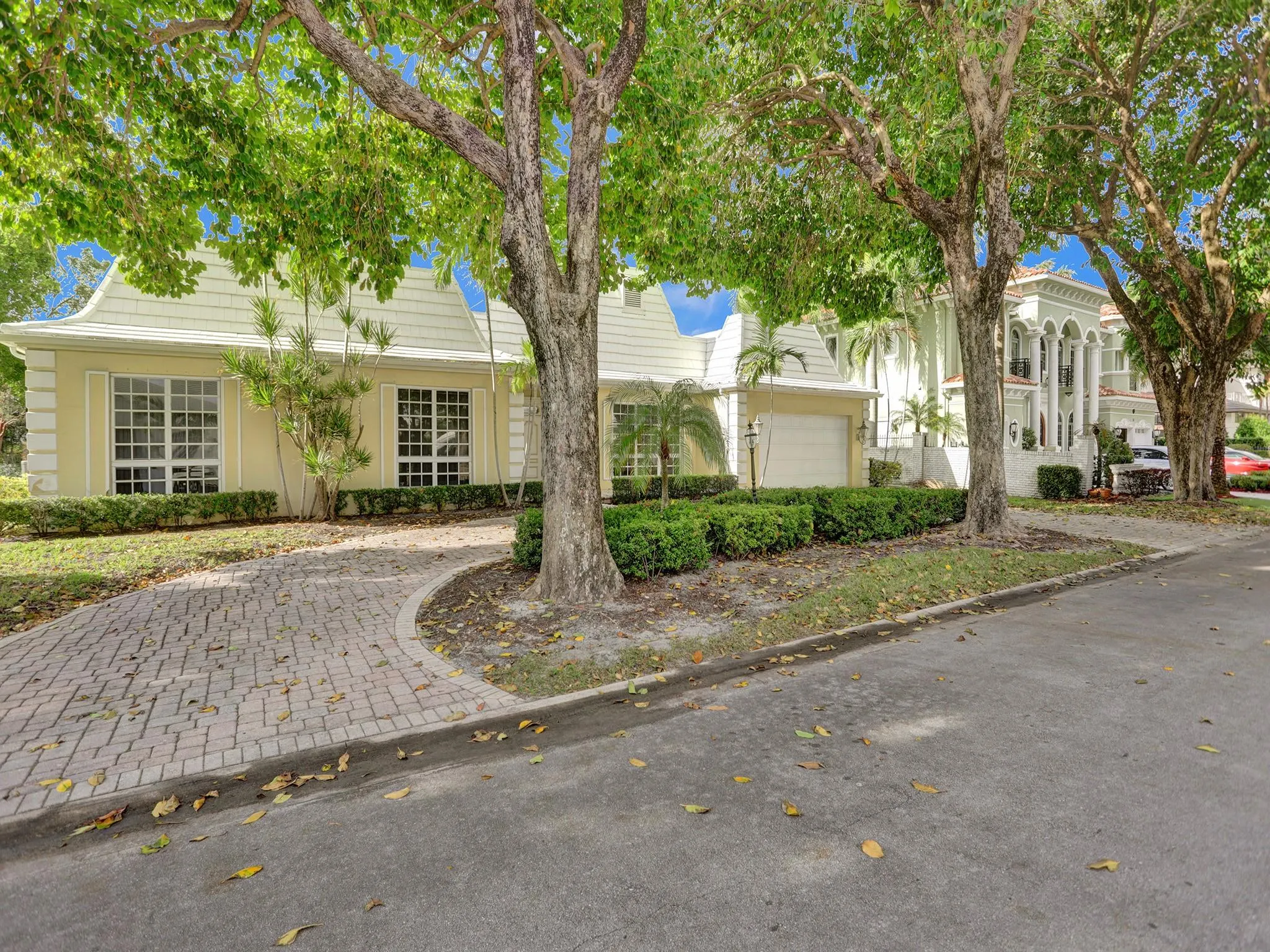 40 Compass Isle