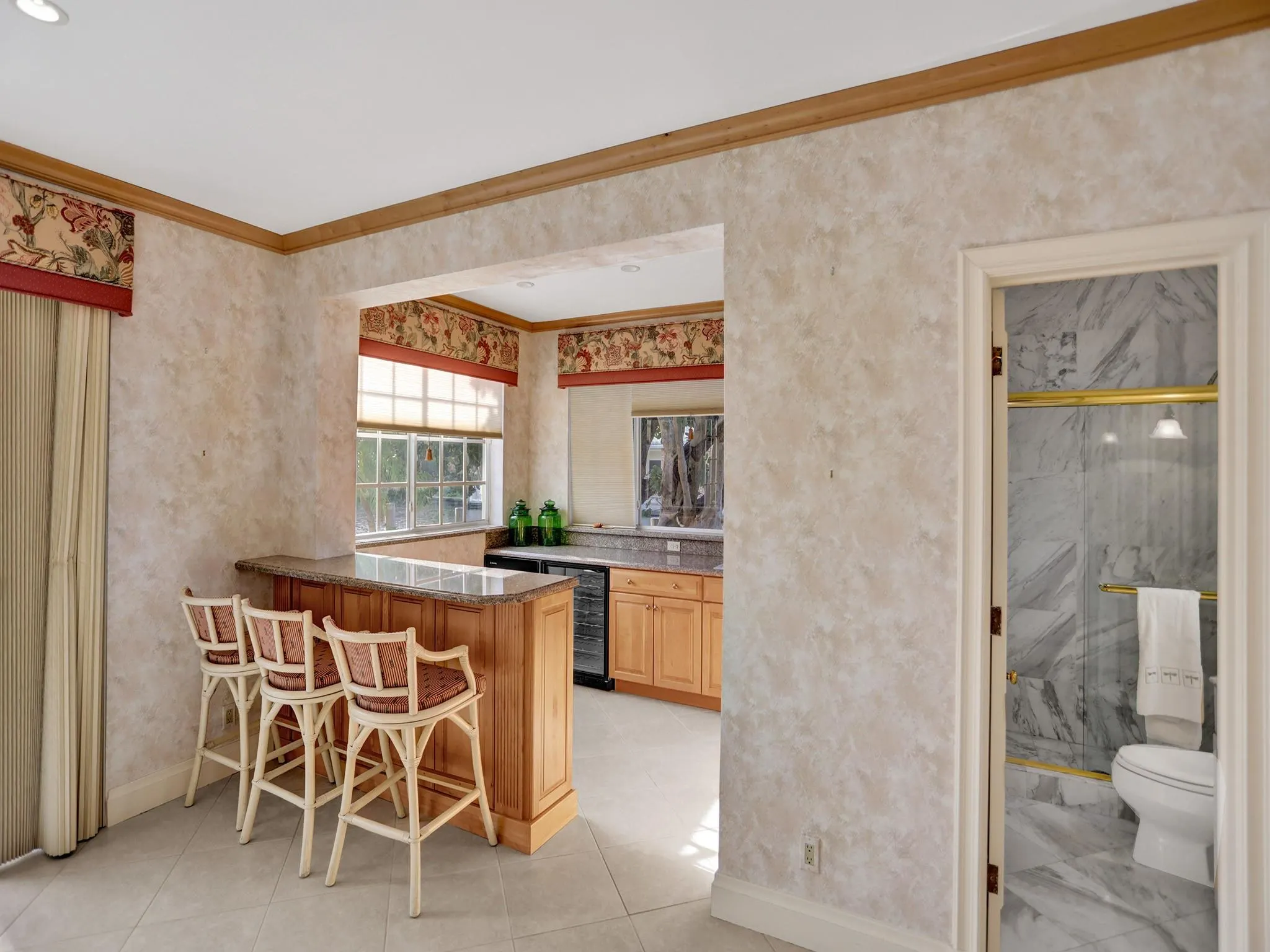 40 Compass Isle