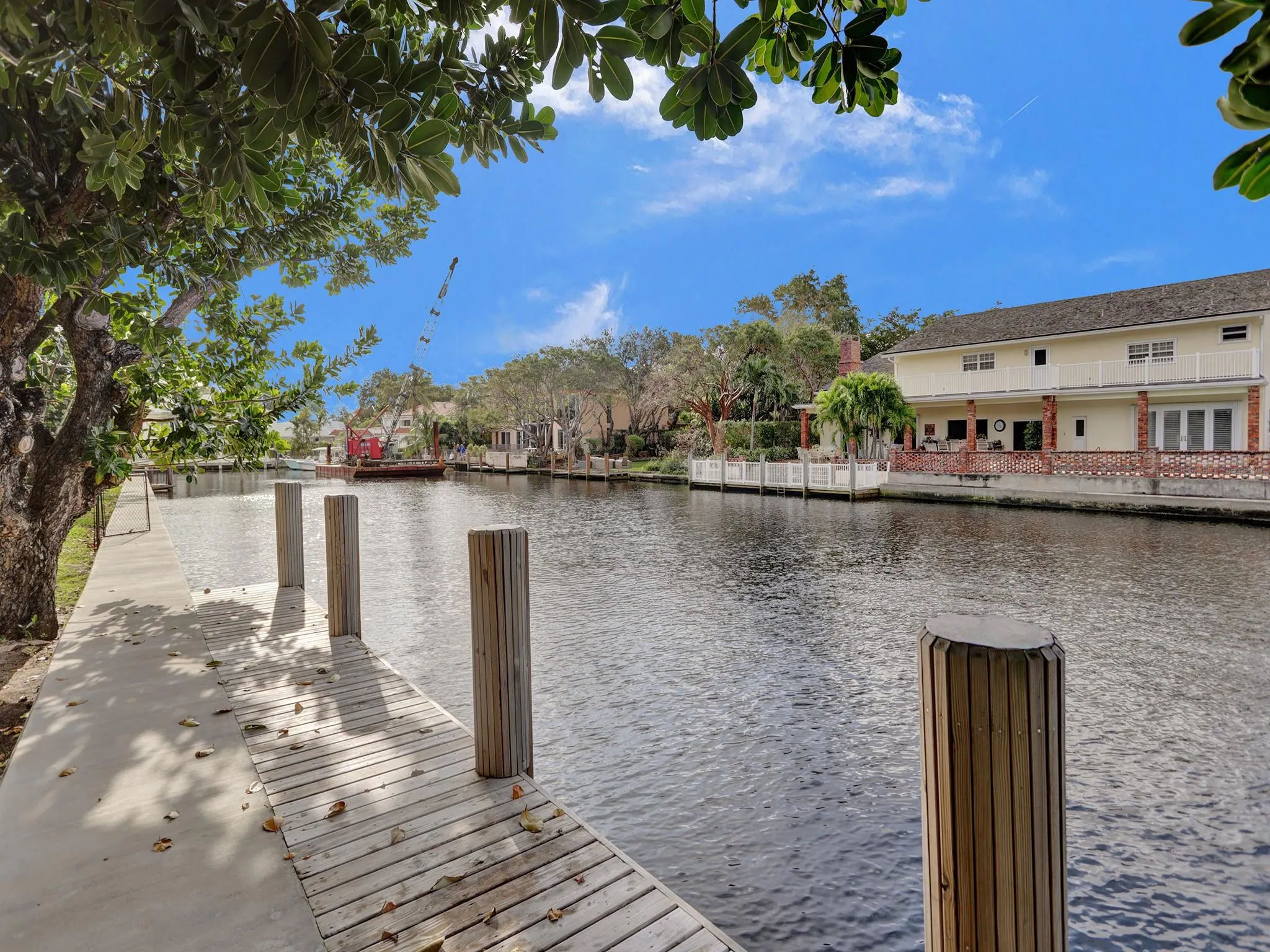 40 Compass Isle
