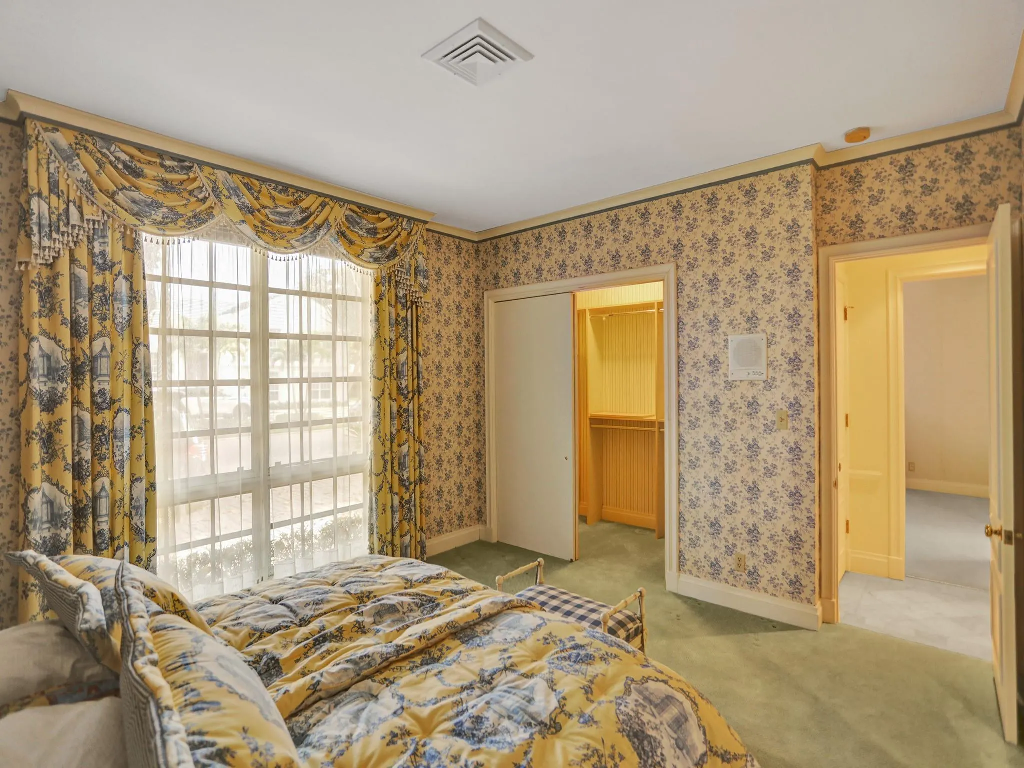 40 Compass Isle