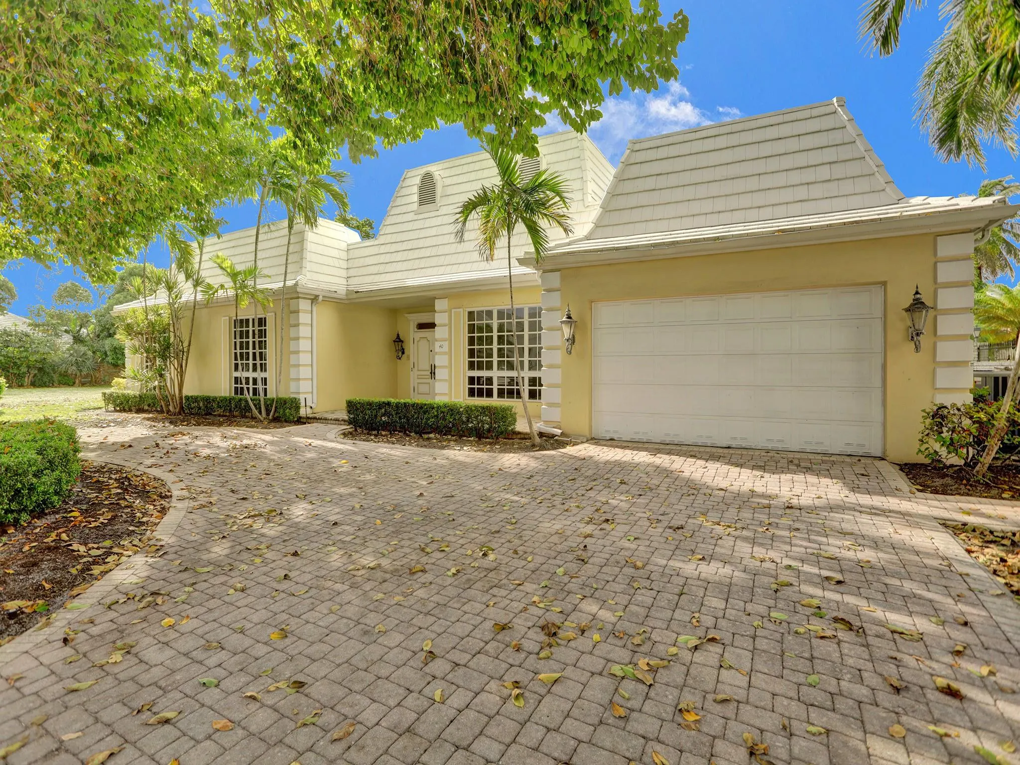 40 Compass Isle