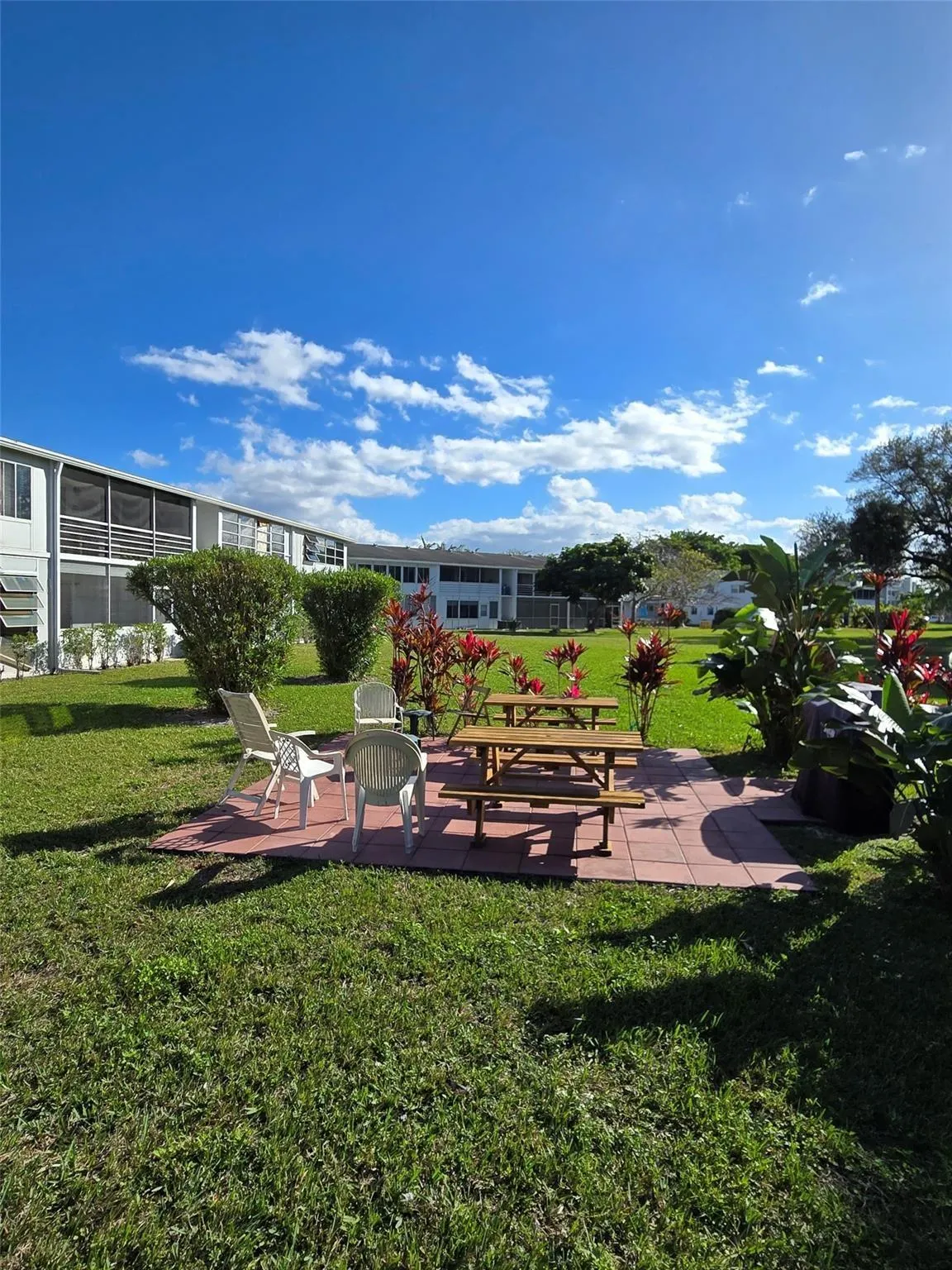 159 Newport J, #159