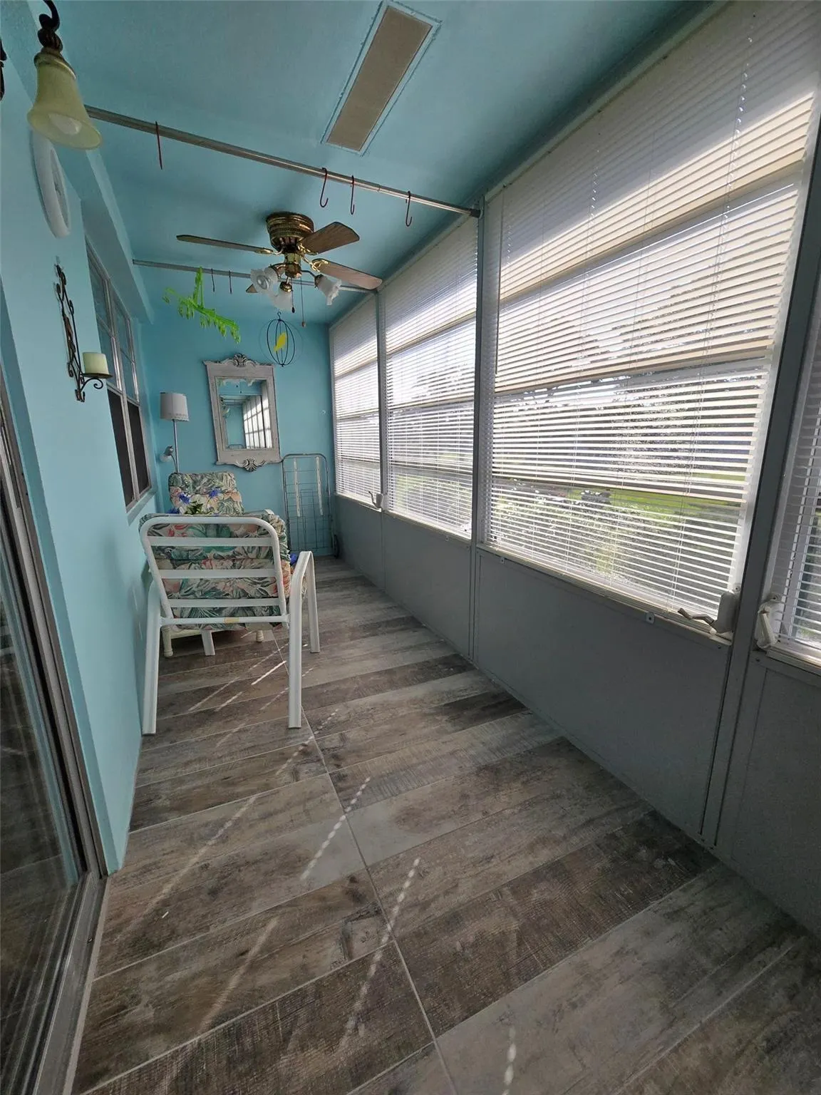 159 Newport J, #159