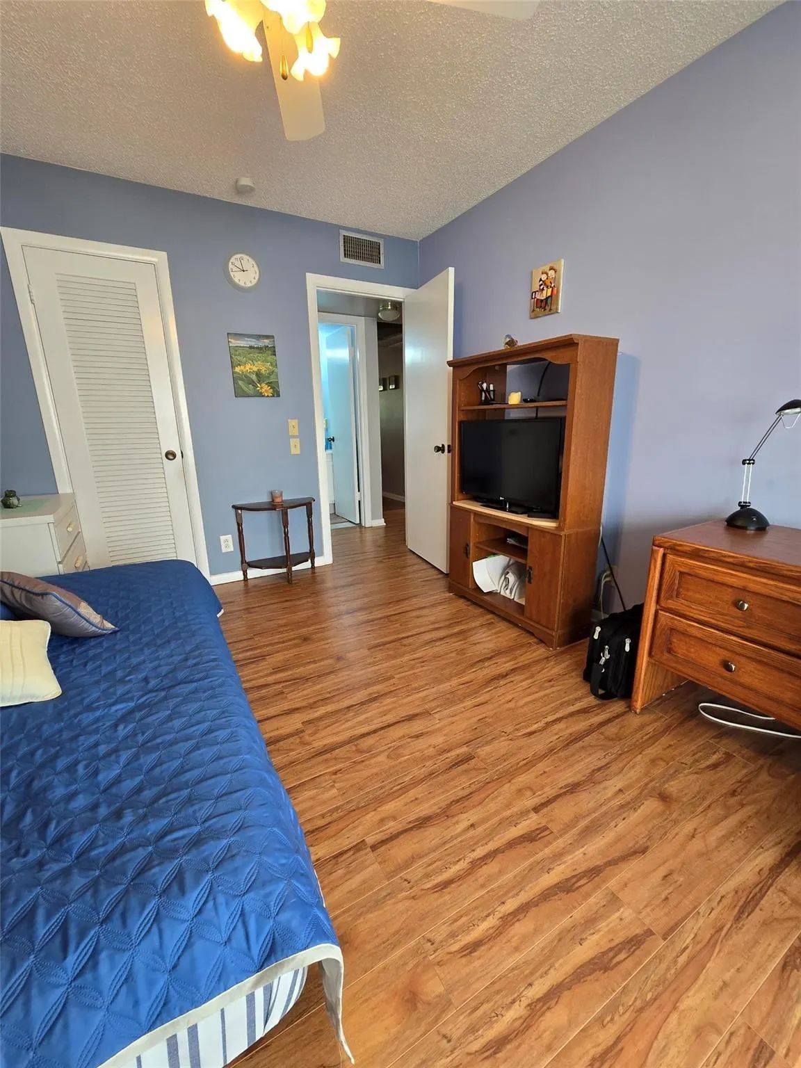 159 Newport J, #159