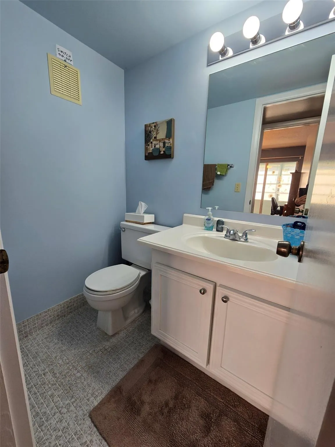 159 Newport J, #159