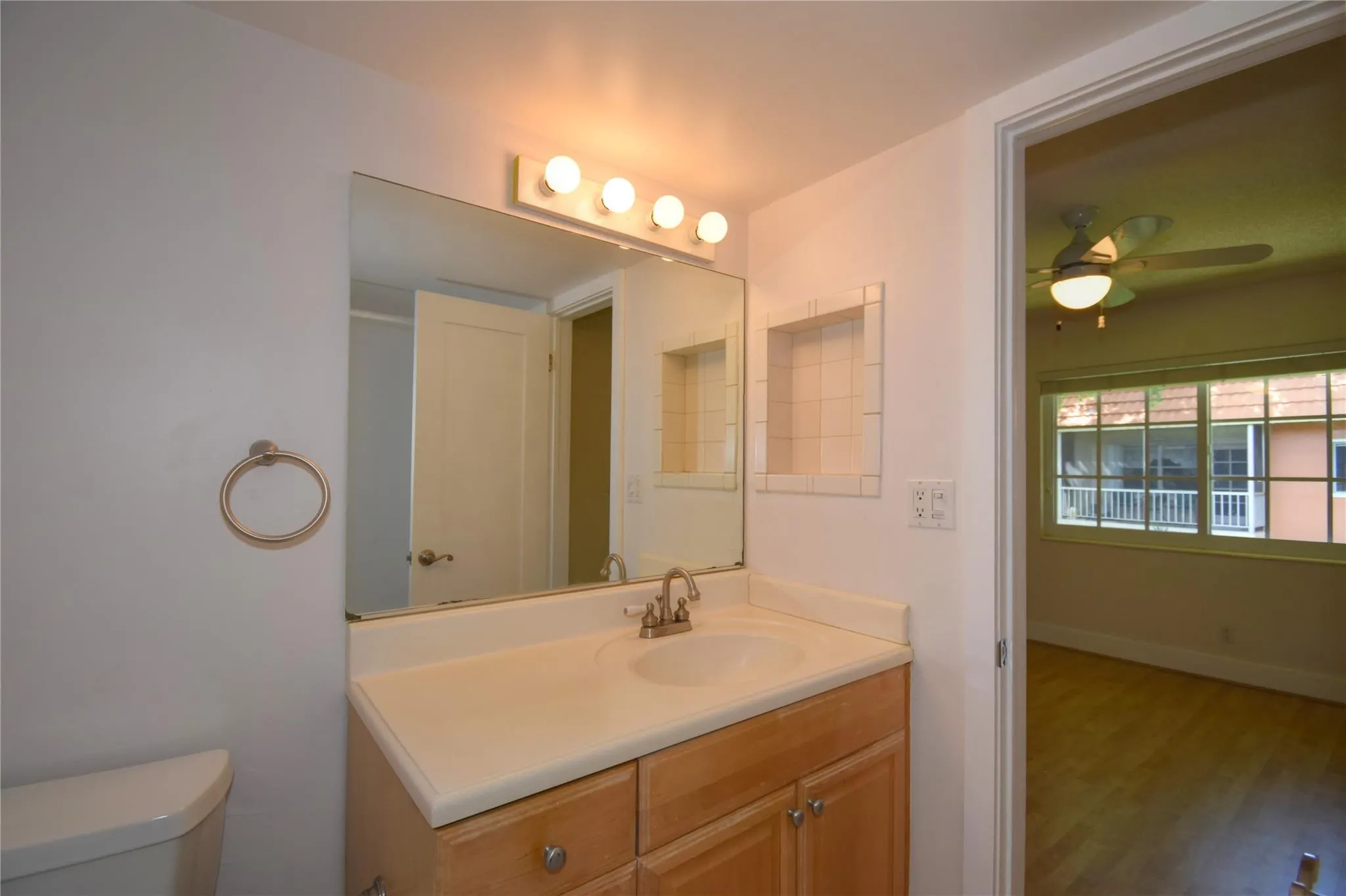 200 NE 19th Ct, #209M