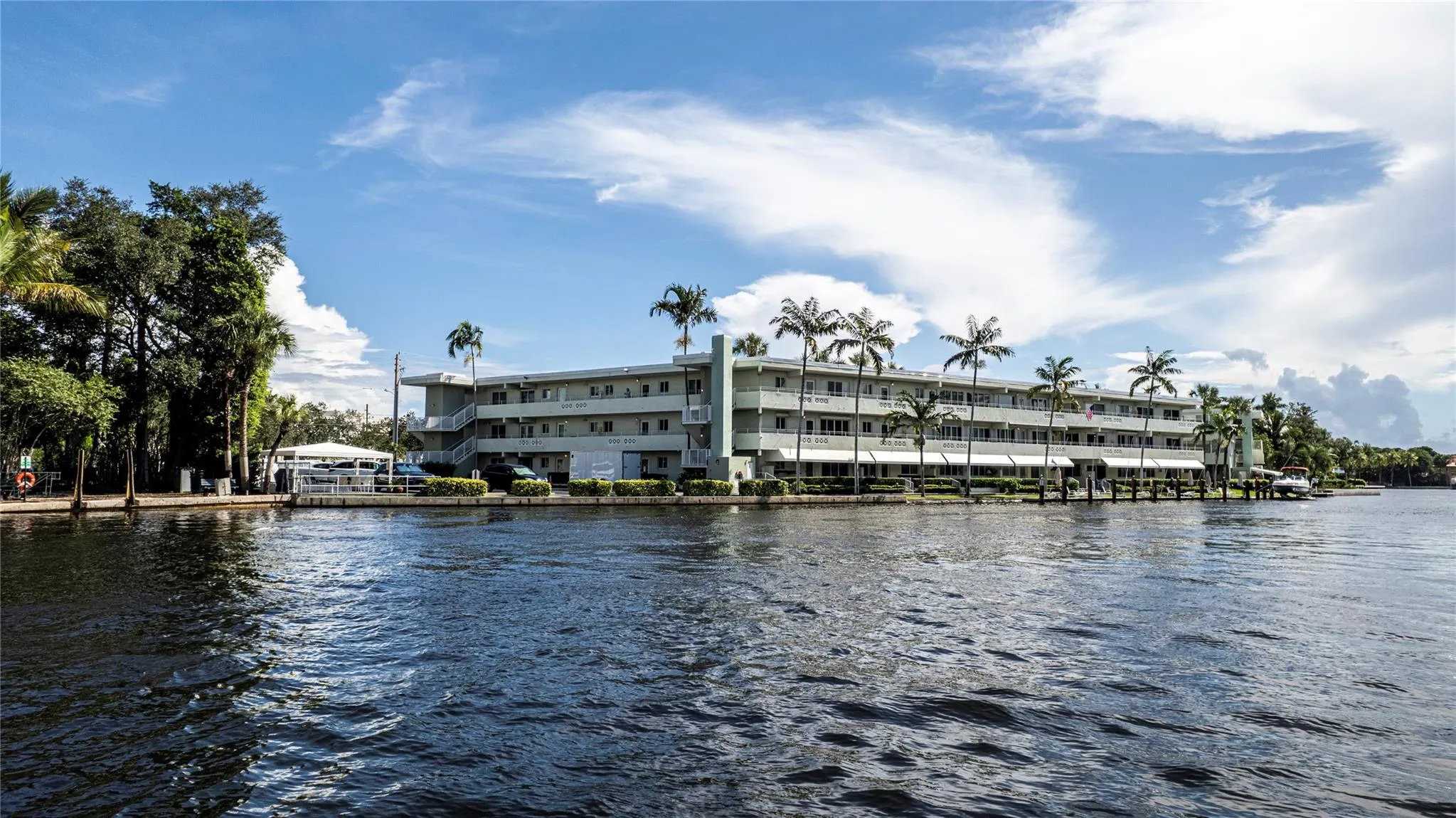 1000 SE 4th St, #209
