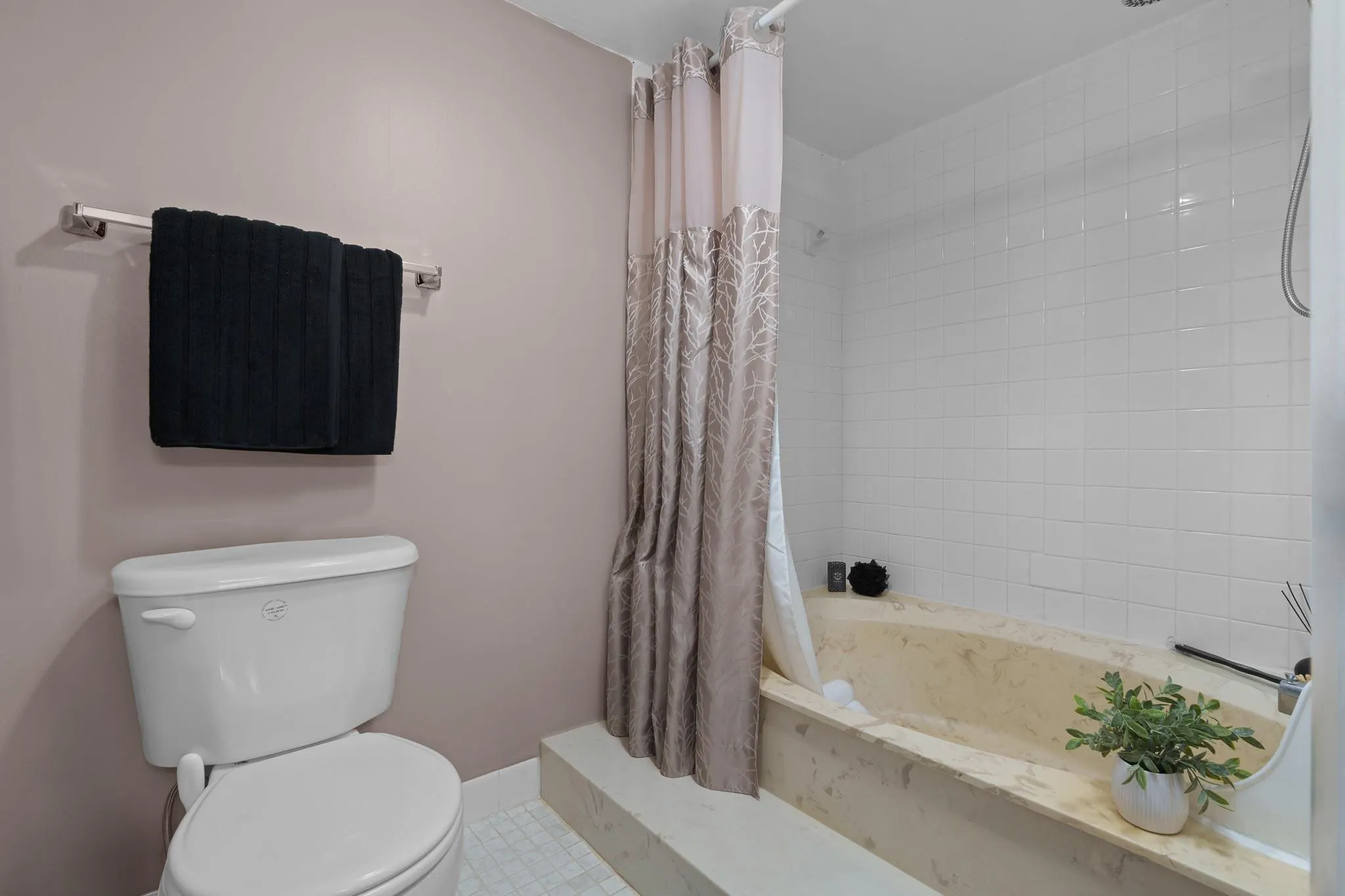 16051 Blatt Blvd, #212