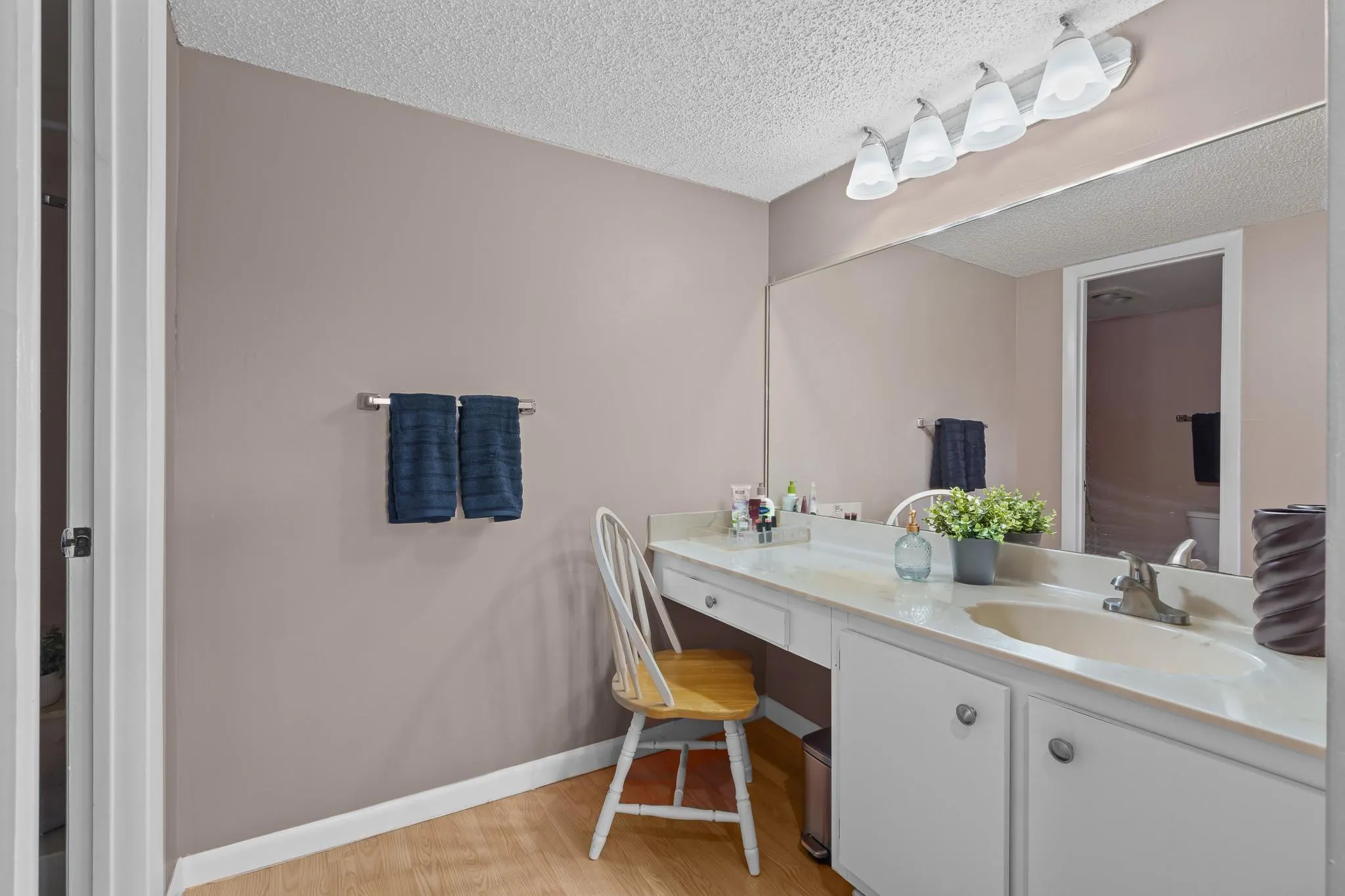 16051 Blatt Blvd, #212