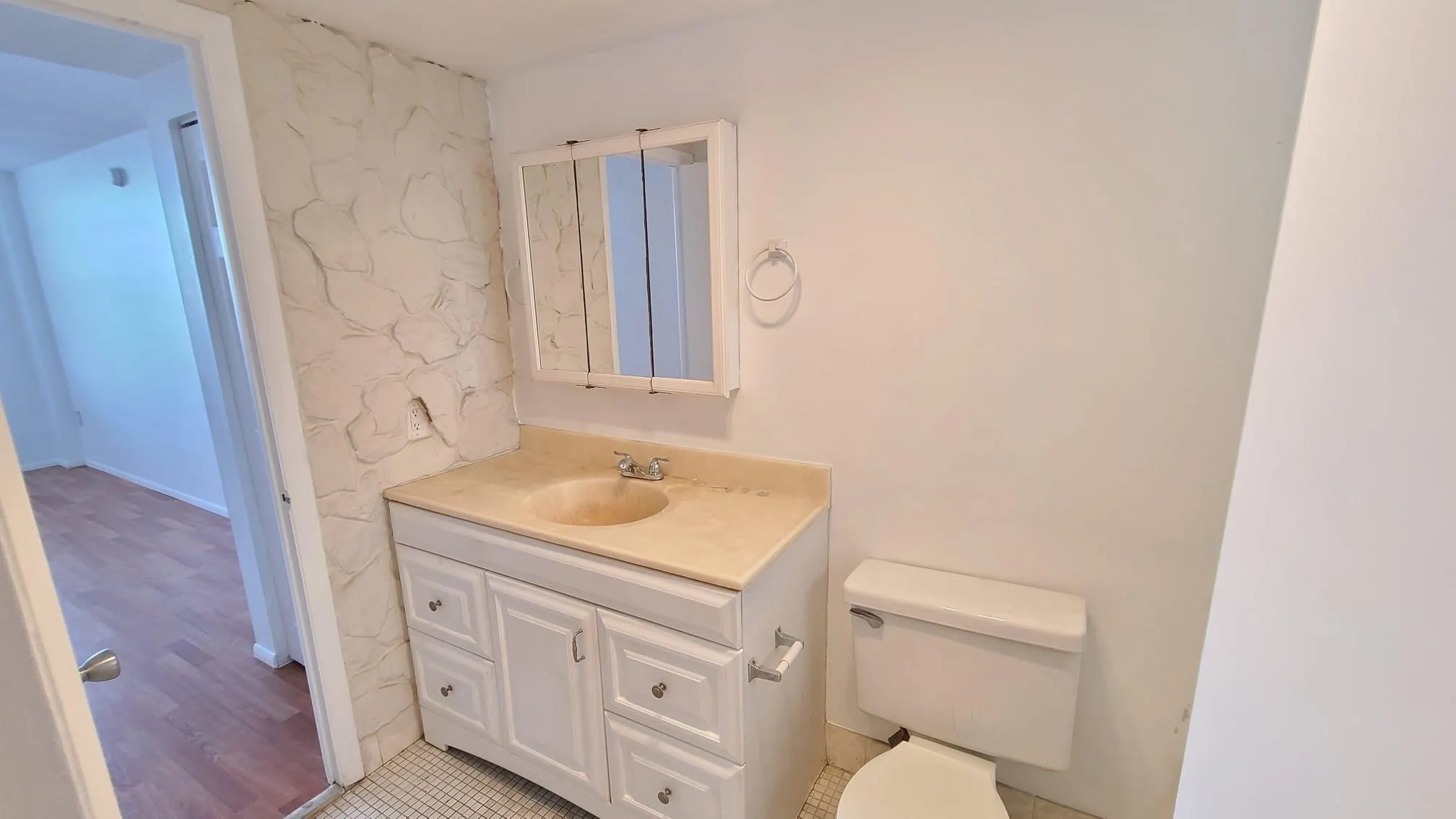 15600 NW 7th Ave, #606