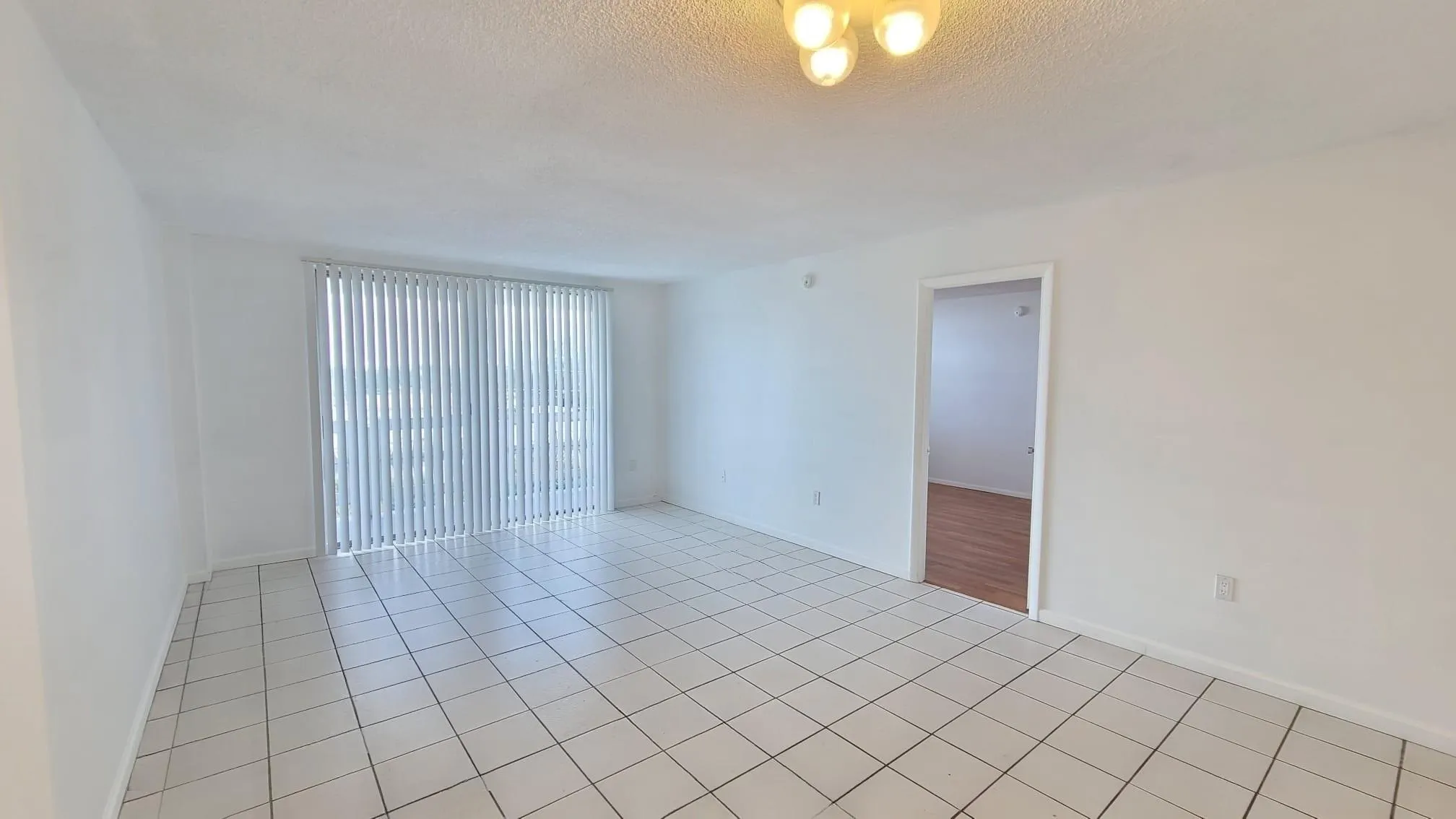 15600 NW 7th Ave, #606