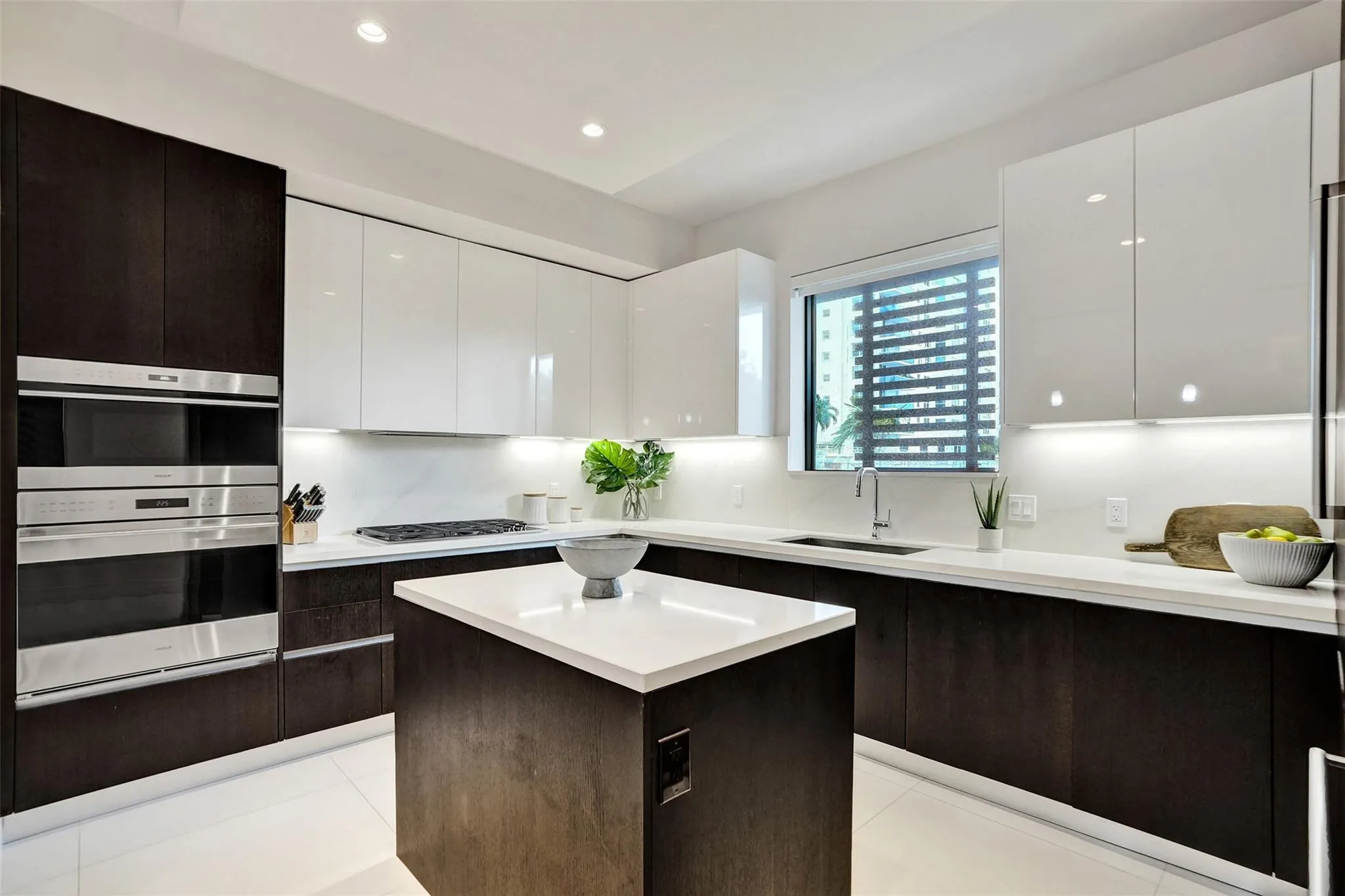 3030 N Ocean Blvd, #S104