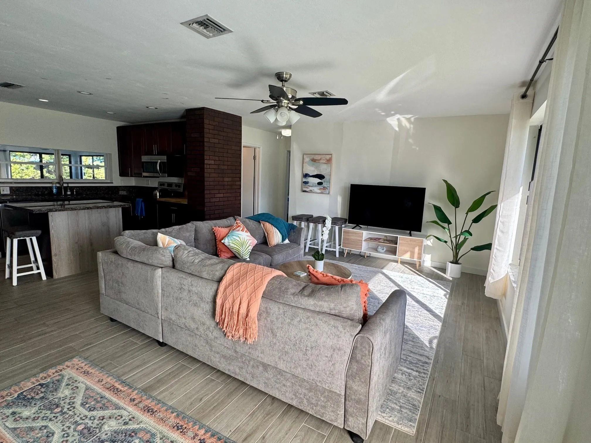 1101 SE 4th Ct