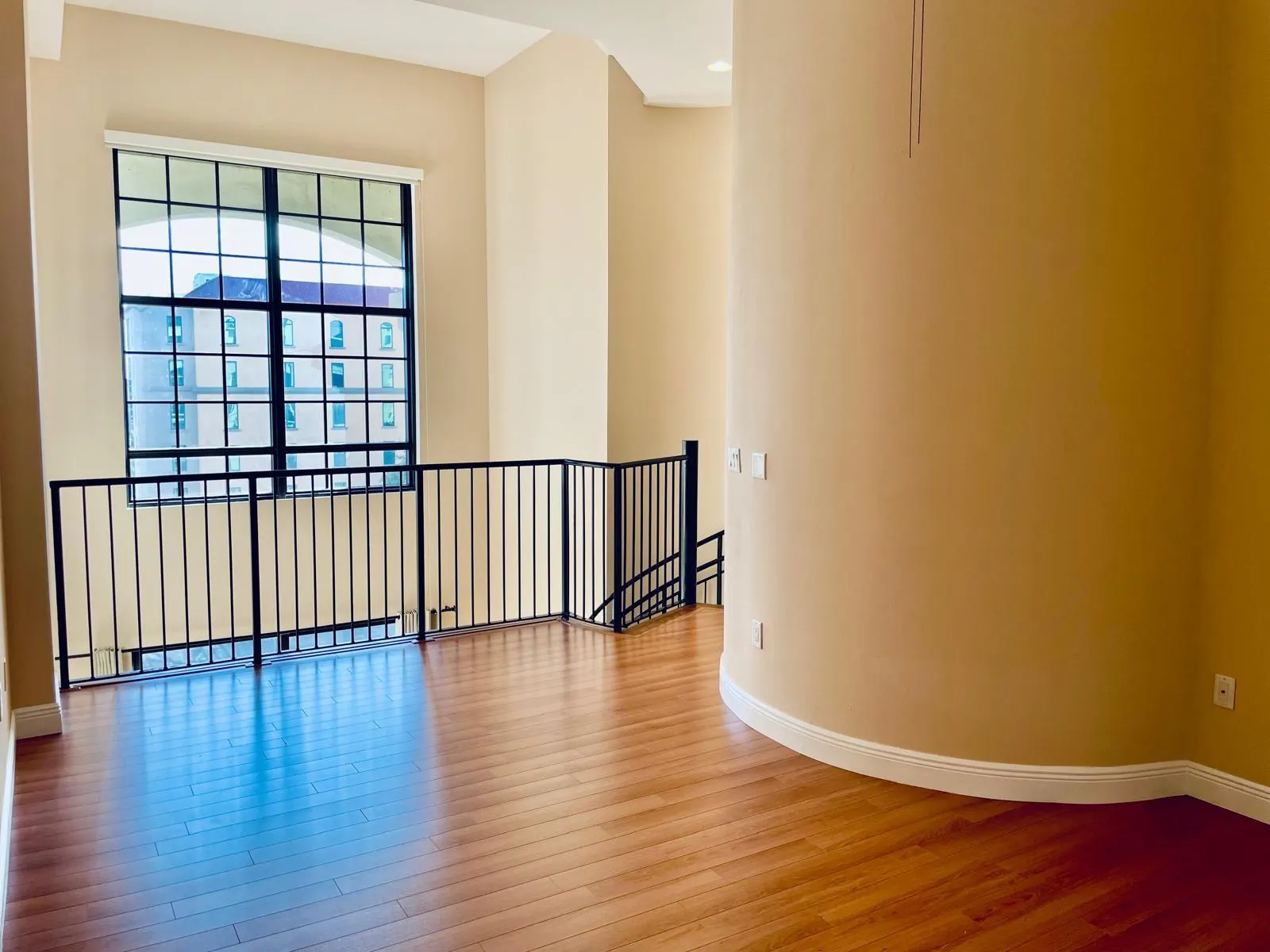 801 S Olive Ave, #409