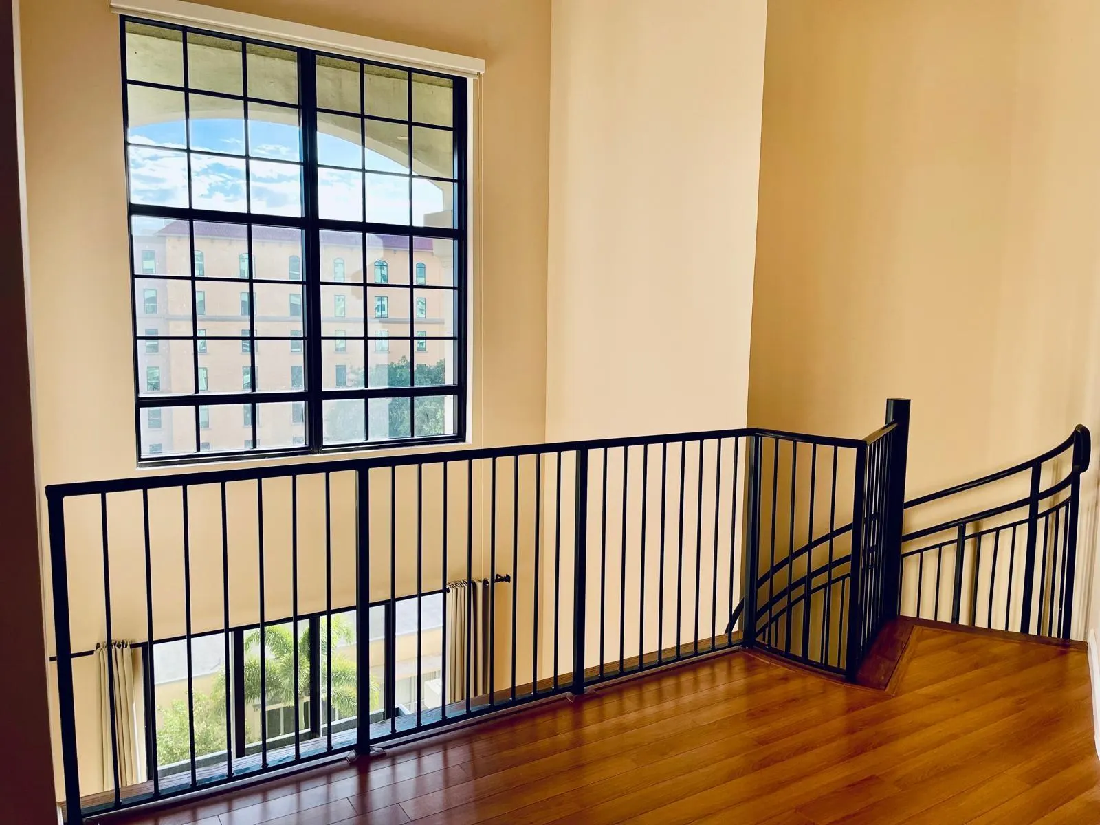 801 S Olive Ave, #409