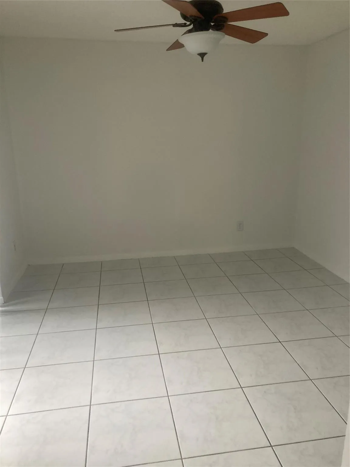 775 SW 120th Way