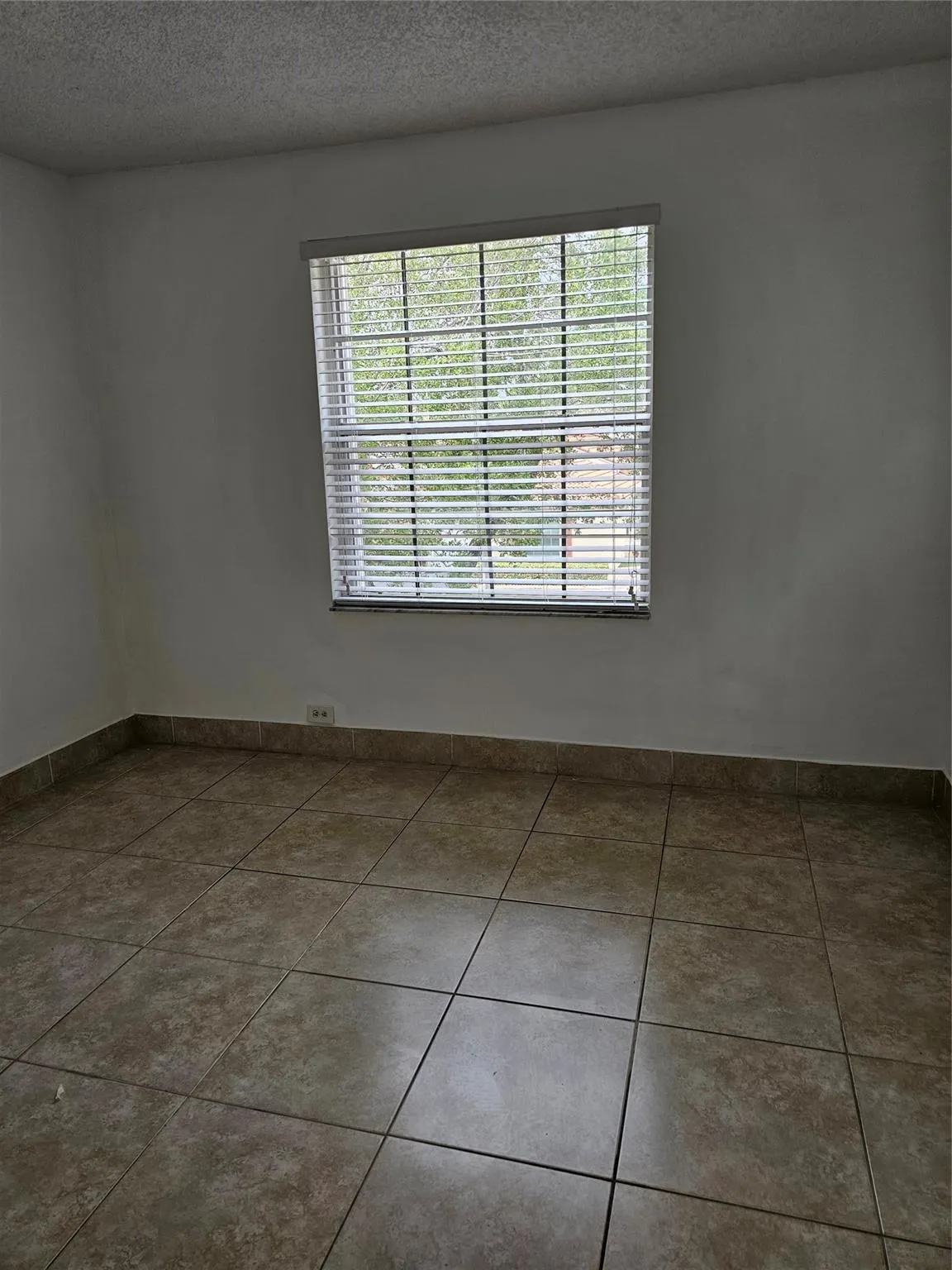17830 SW 11th Ct
