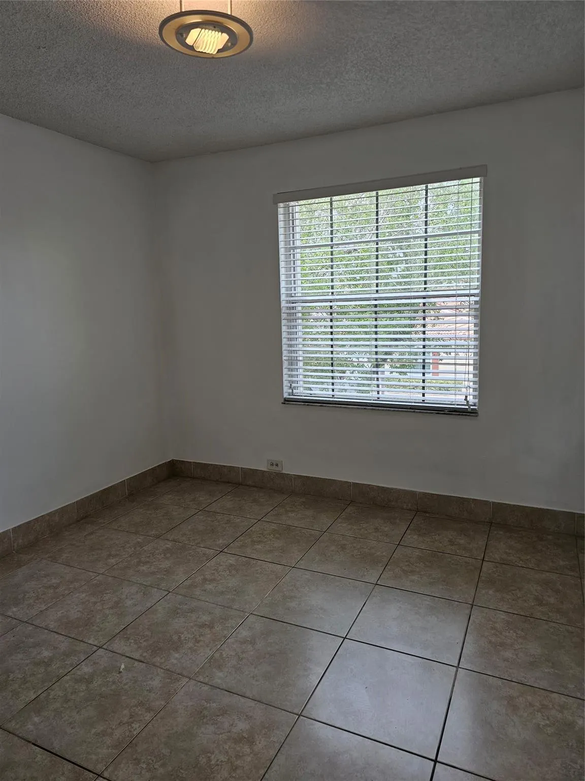 17830 SW 11th Ct
