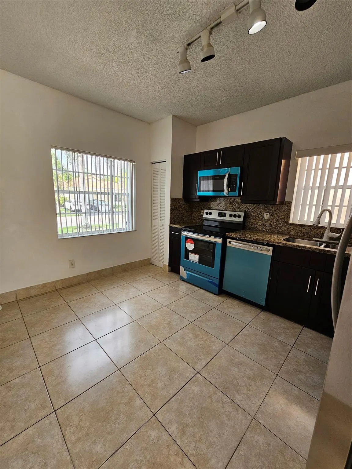 17830 SW 11th Ct