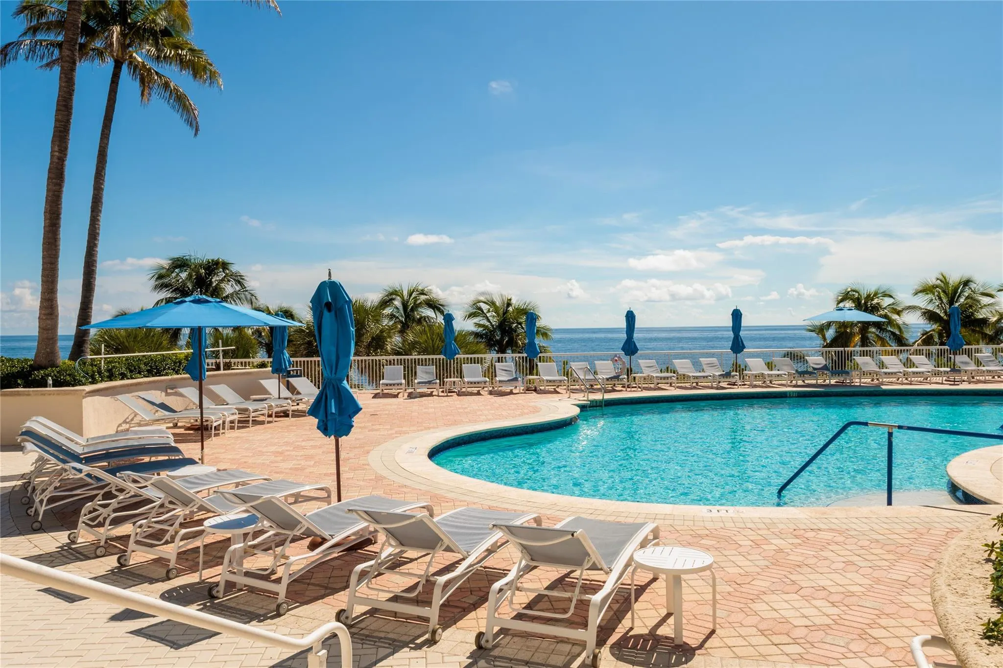 3200 N Ocean Blvd, #401