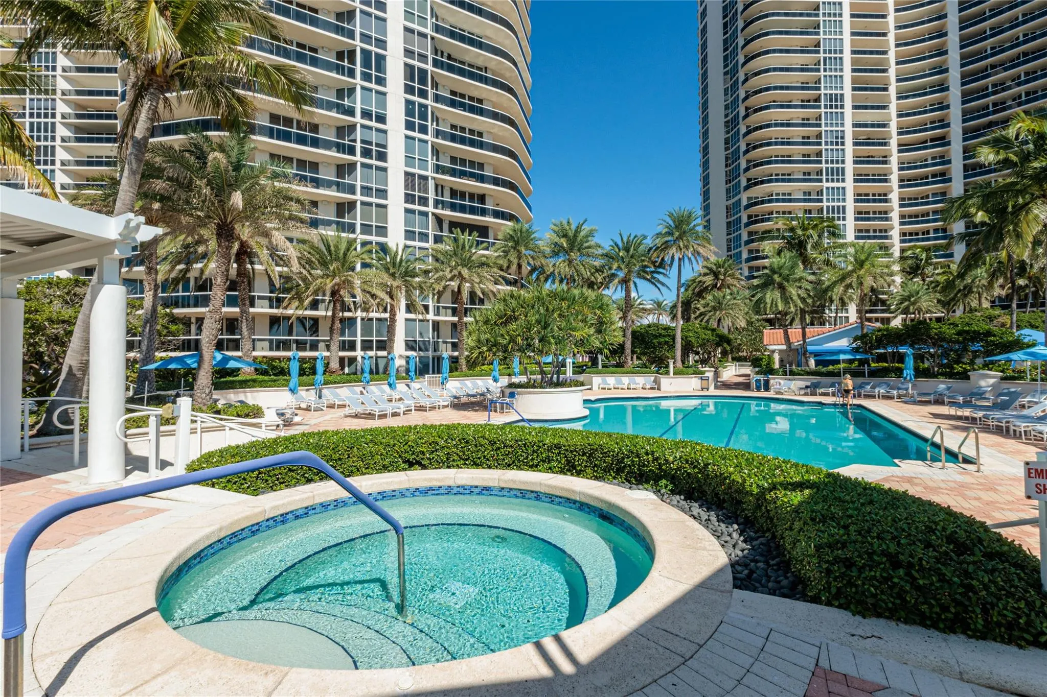 3200 N Ocean Blvd, #401