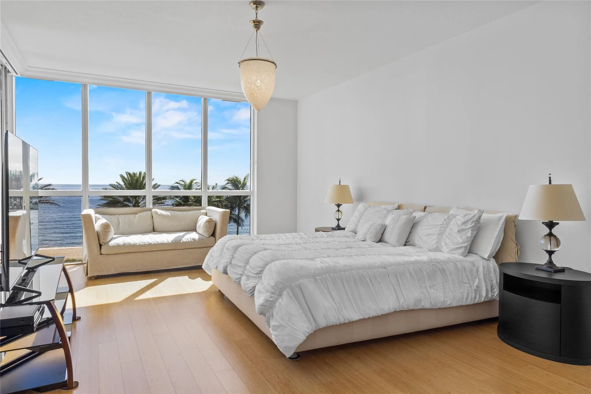 3200 N Ocean Blvd, #401