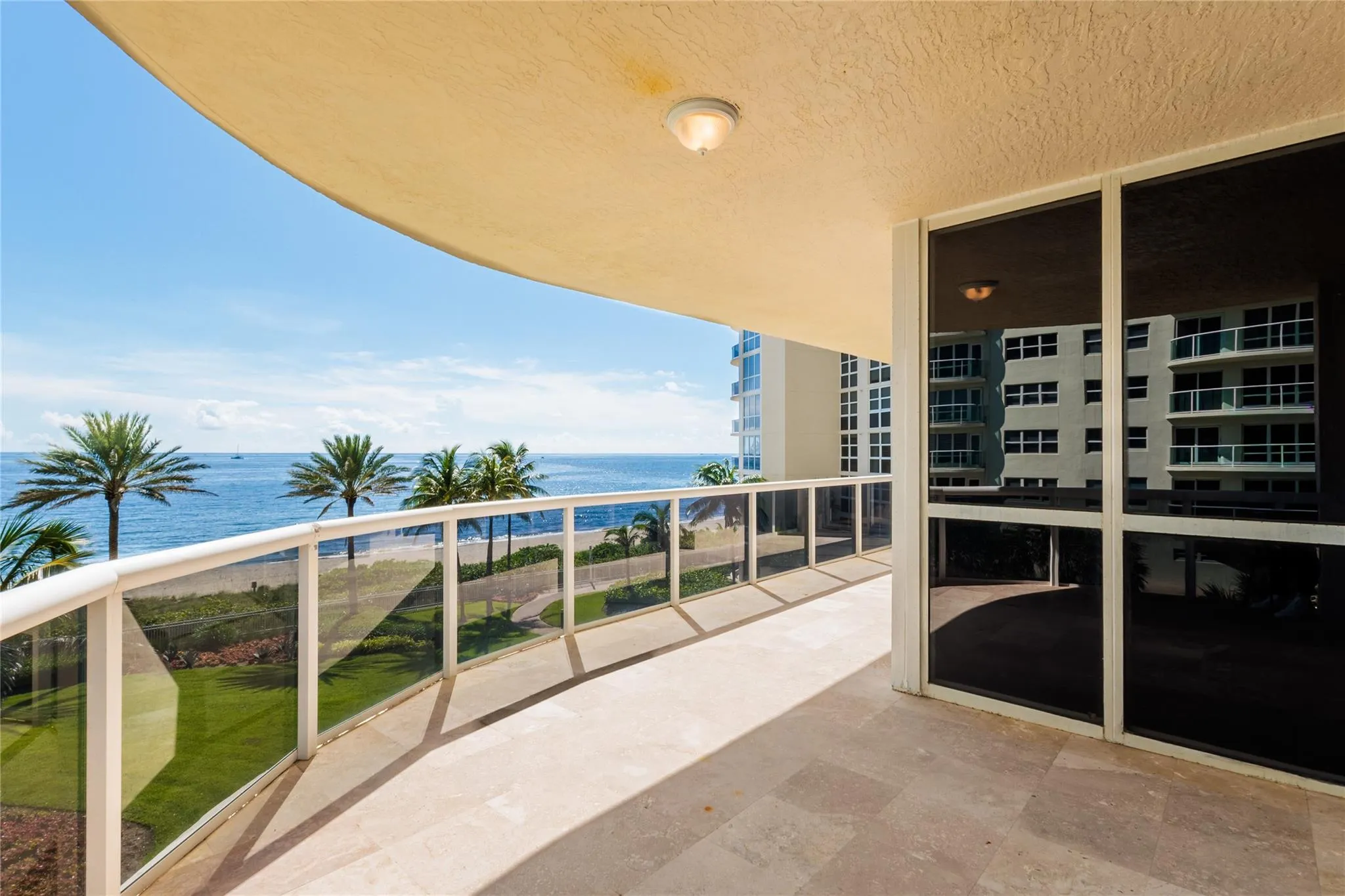 3200 N Ocean Blvd, #401