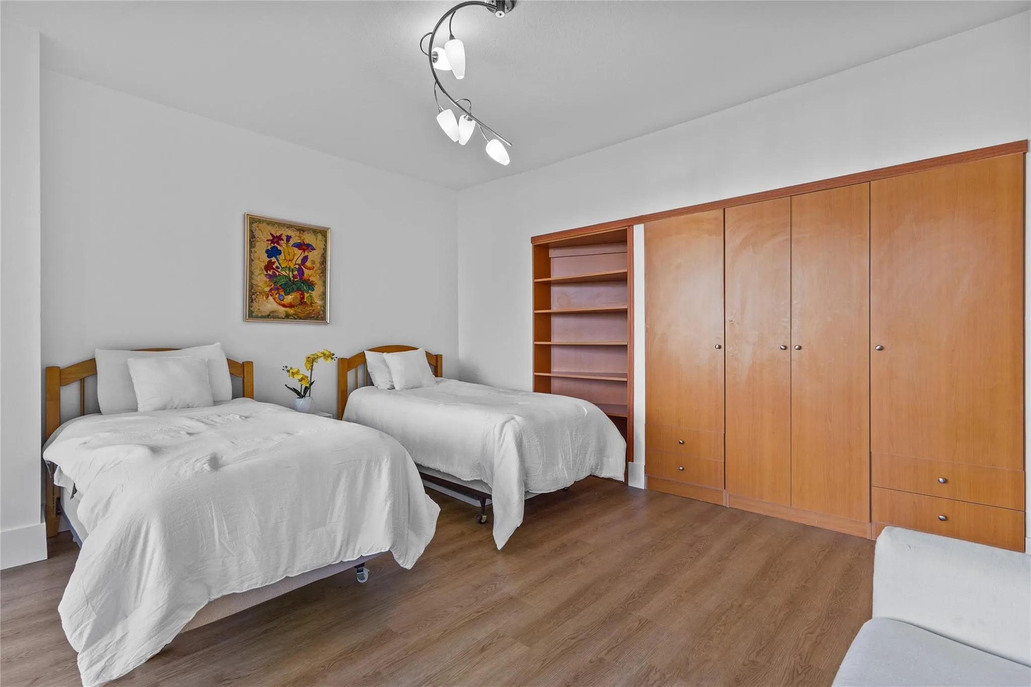 3200 N Ocean Blvd, #401