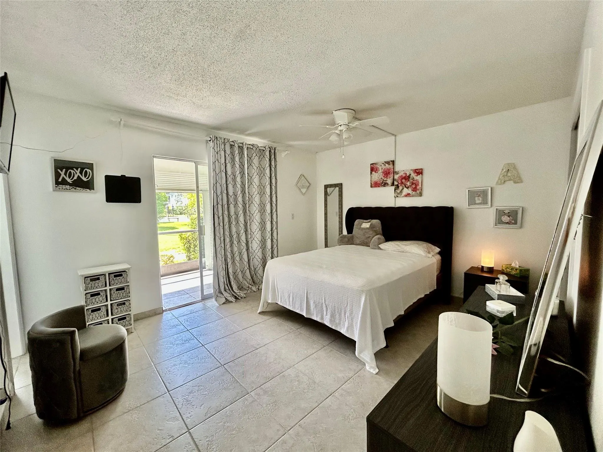 2050 NE 39th St, #N108