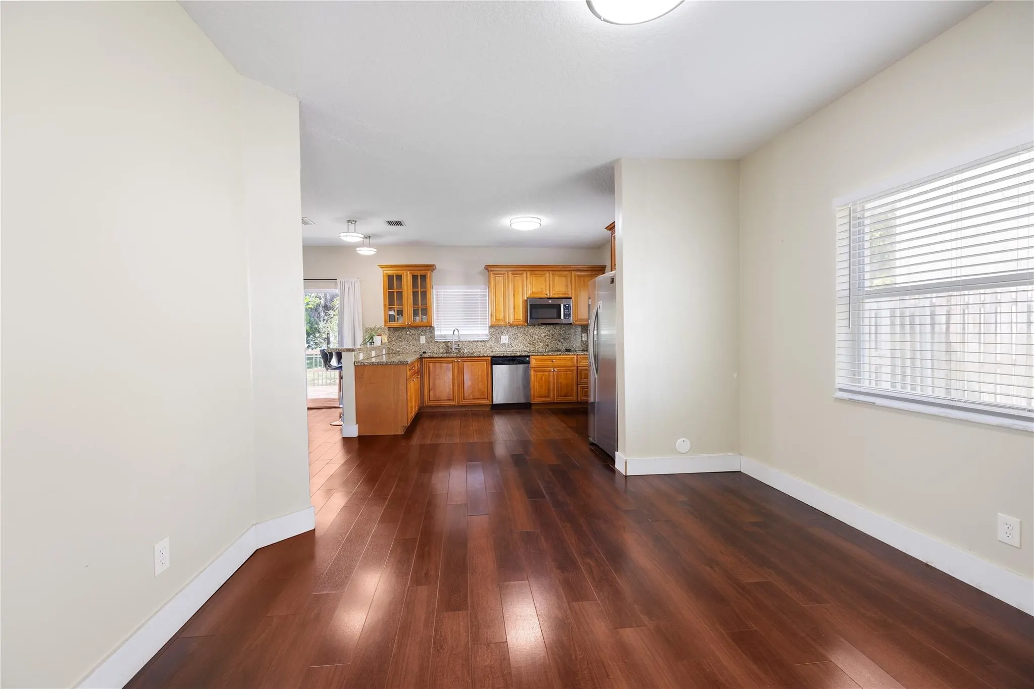 1512 SW 106th Ave