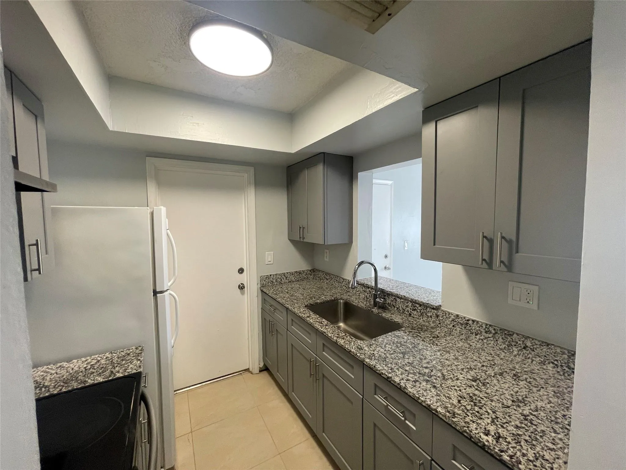 395 SW 15th St, #20