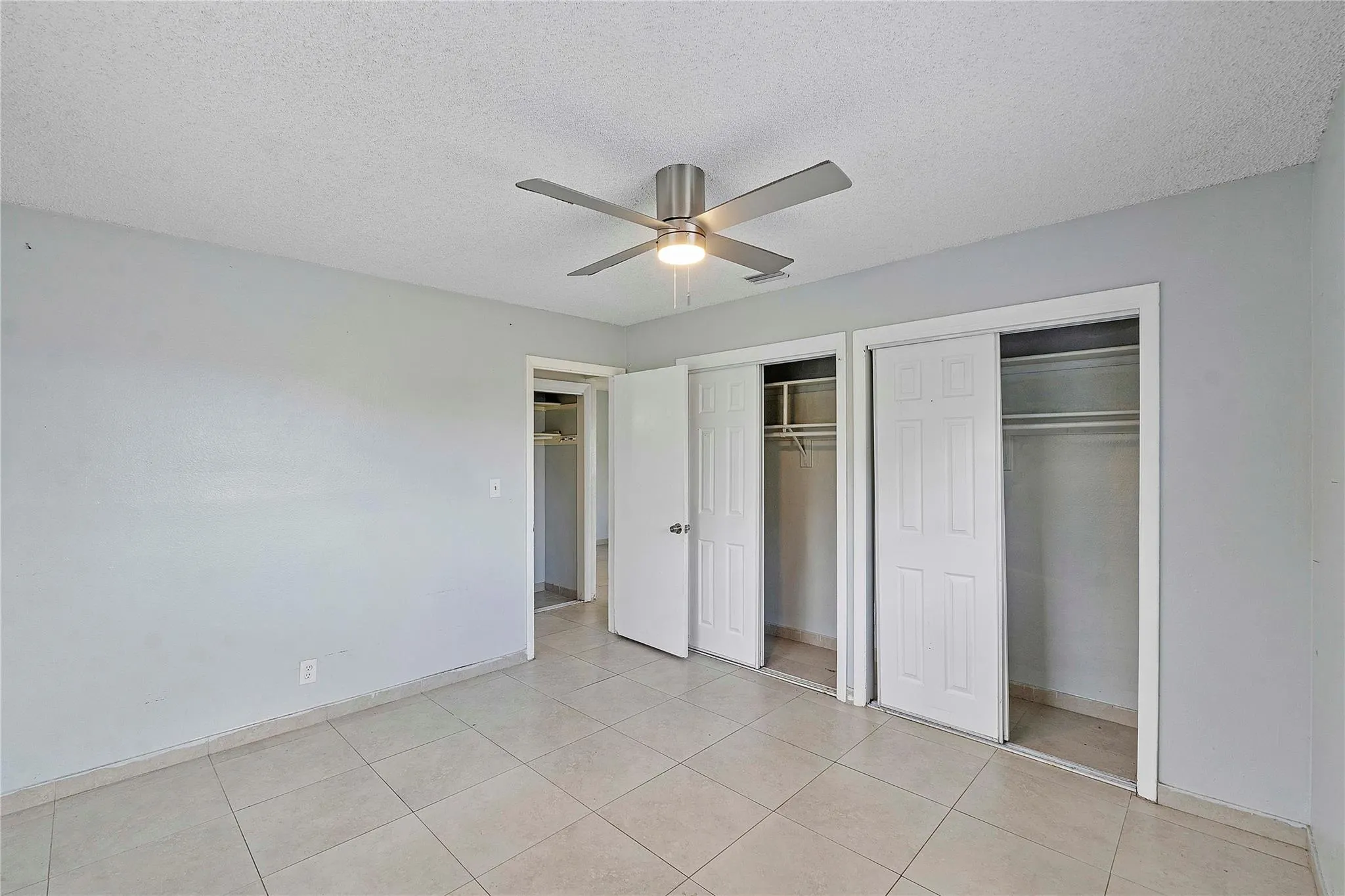 395 SW 15th St, #20