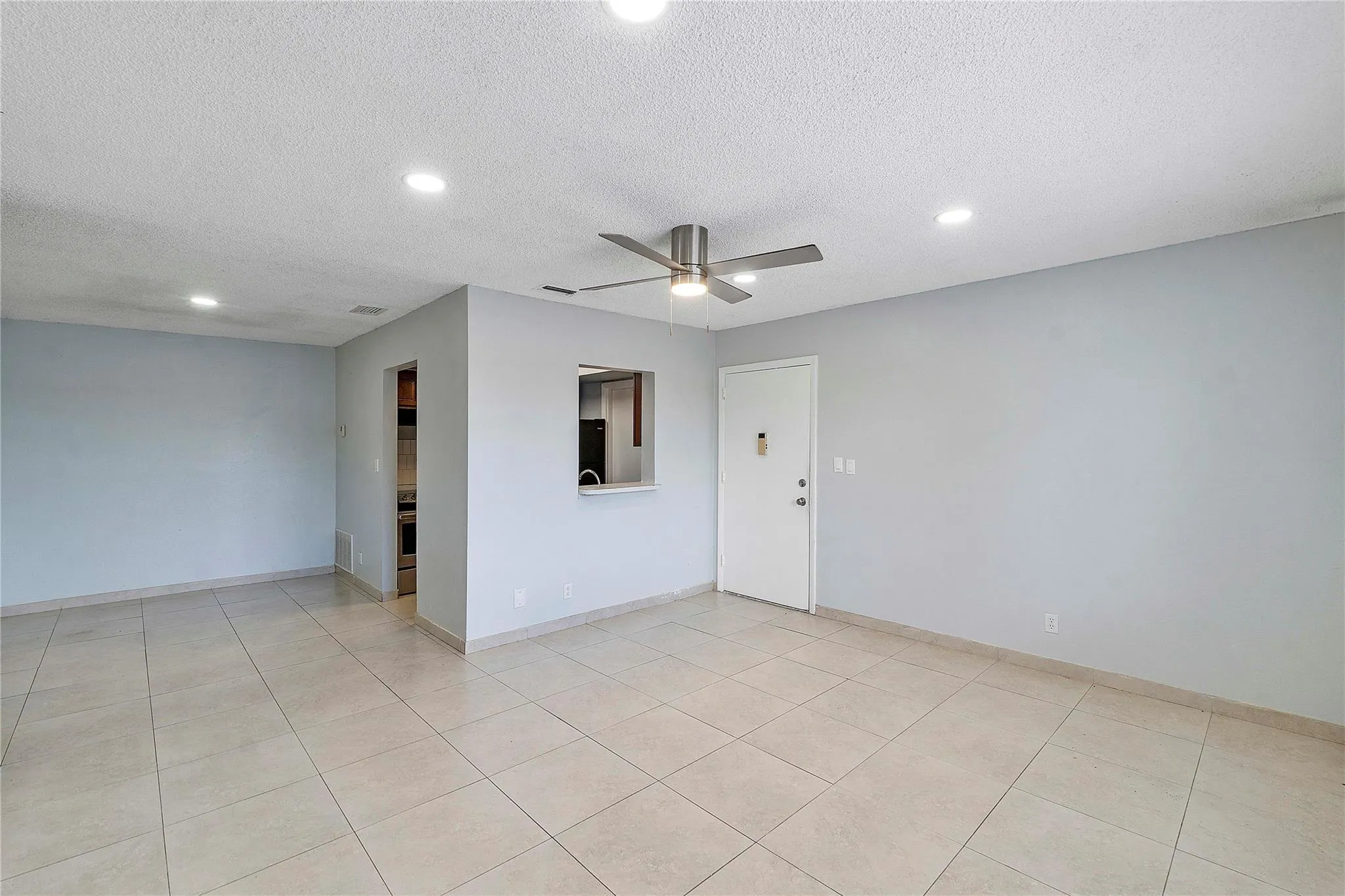 395 SW 15th St, #20