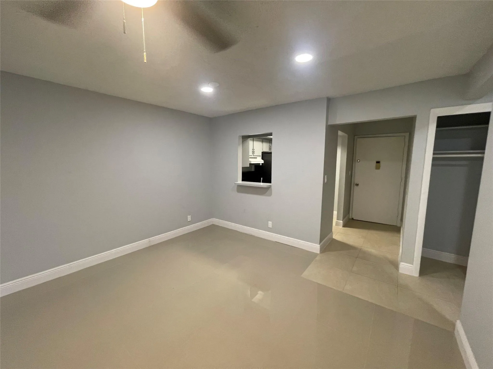 395 SW 15th St, #19