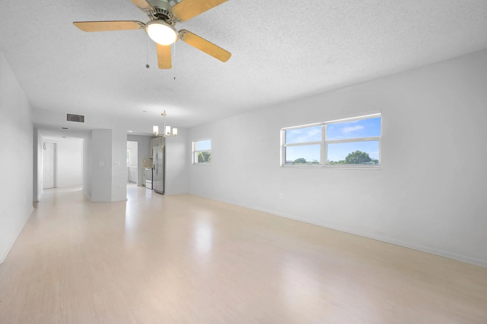 550 SW 137th Ave, #401L