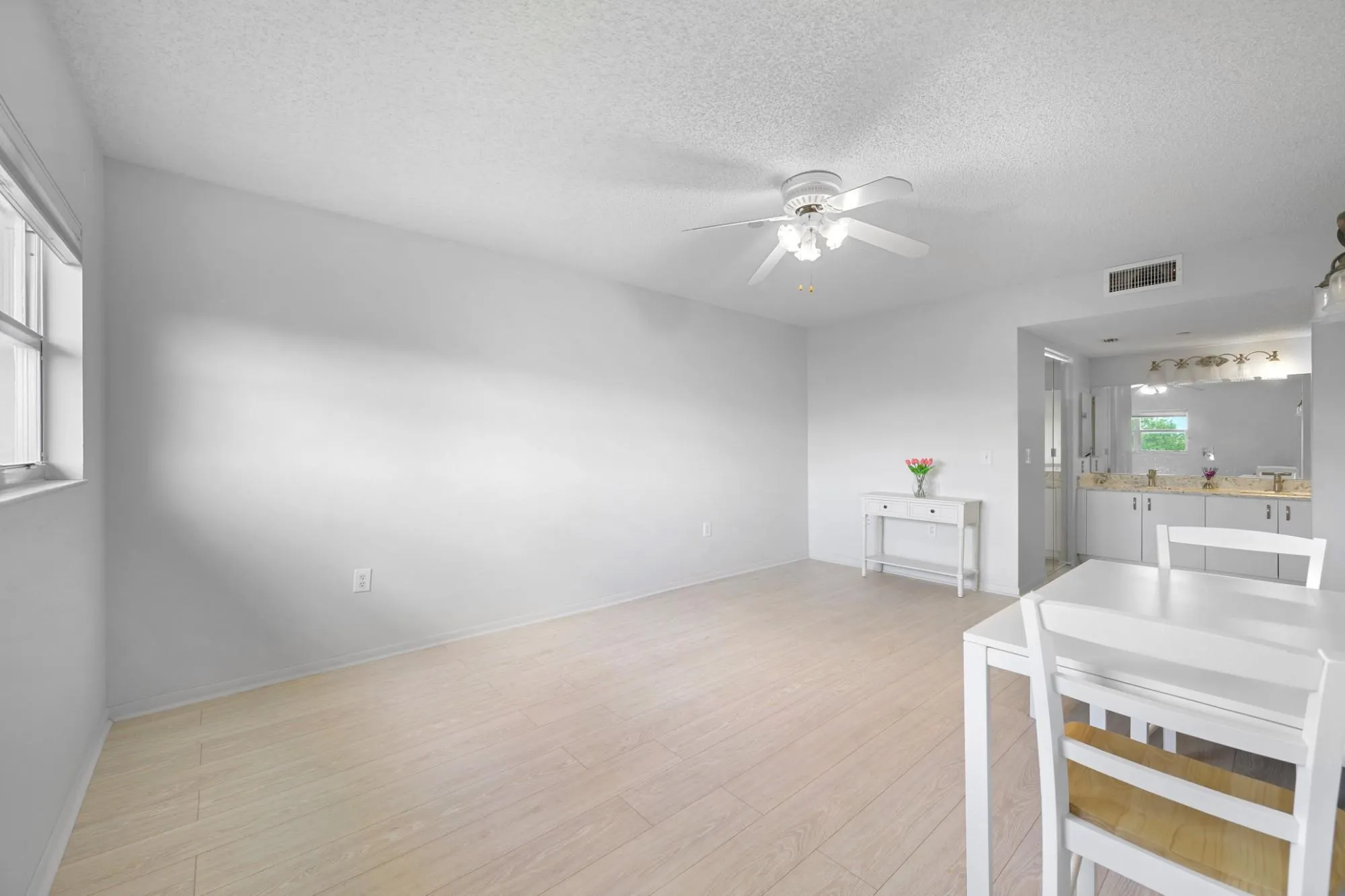 550 SW 137th Ave, #401L