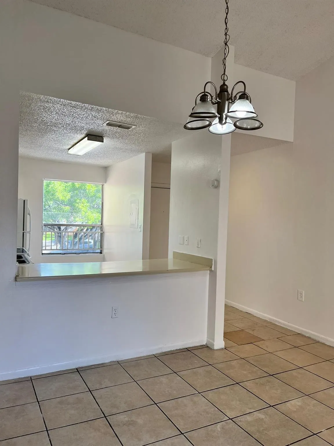 8030 SW 21st Ct, #8030