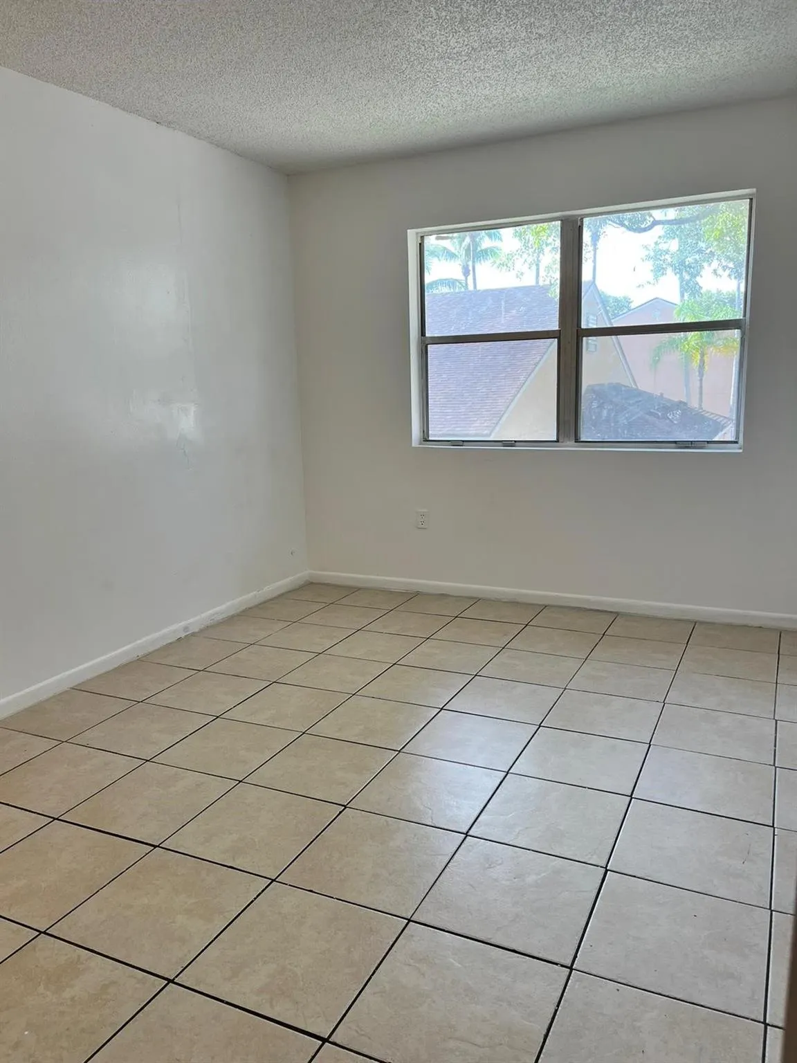 8030 SW 21st Ct, #8030