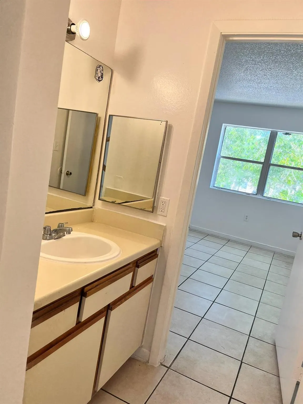 8030 SW 21st Ct, #8030