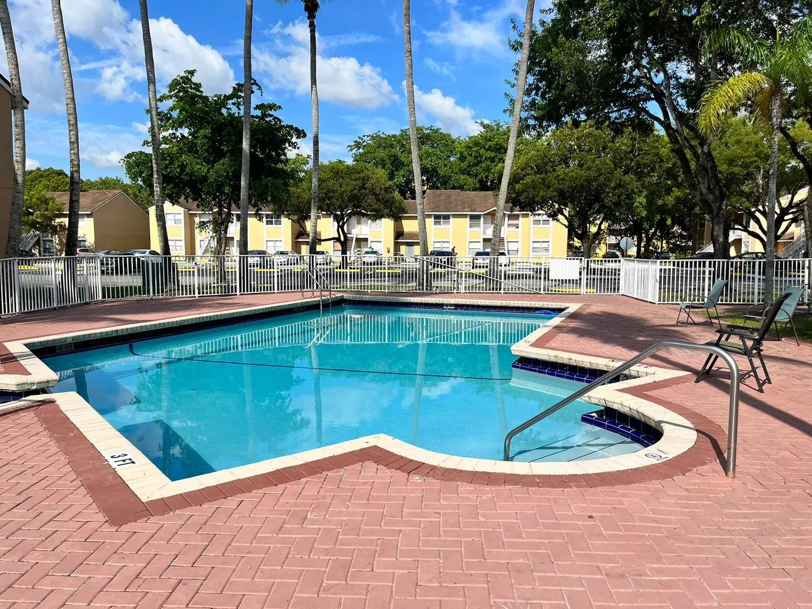 8030 SW 21st Ct, #8030
